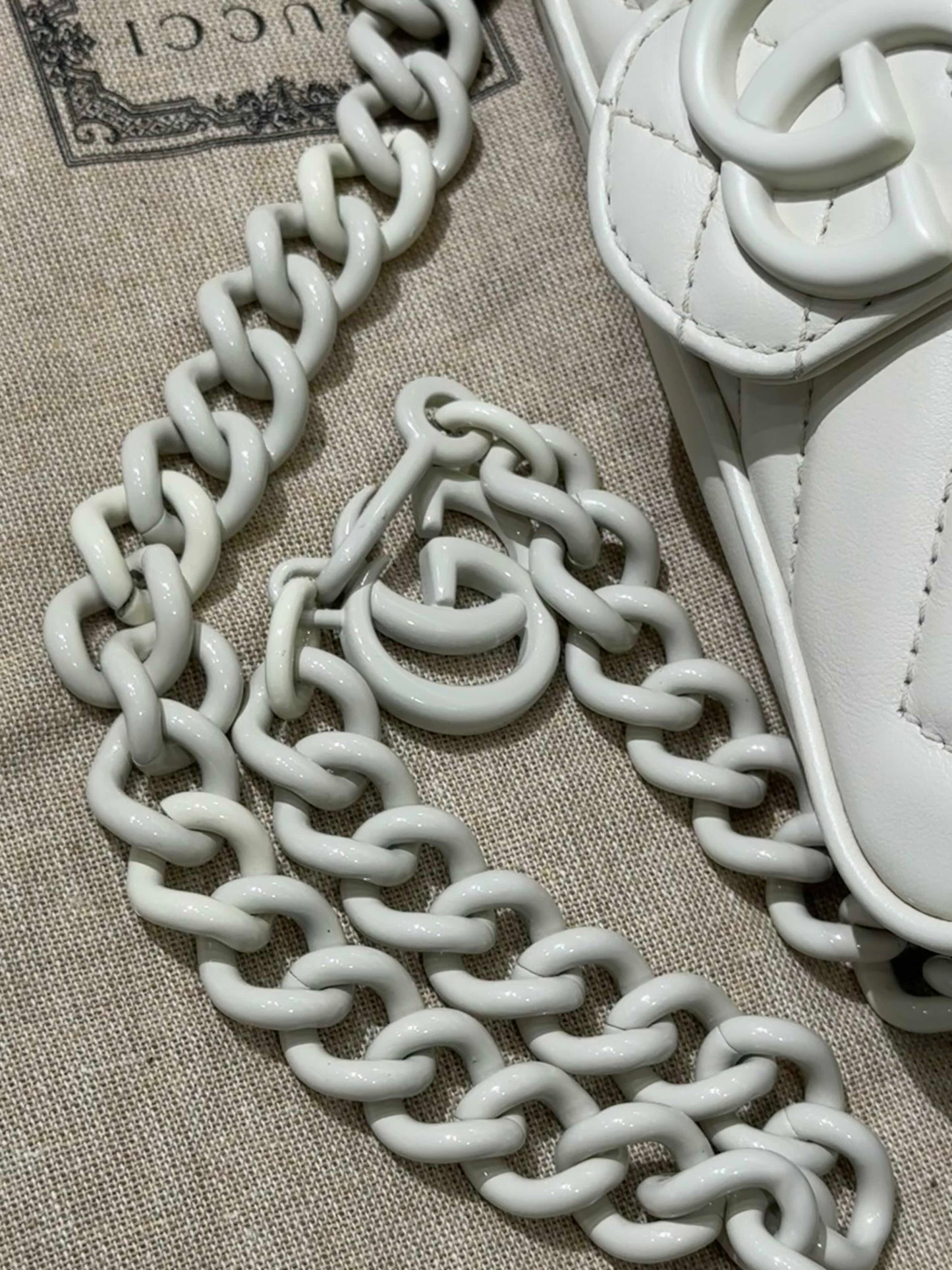 Gucci - GG Marmont Super Mini Bag 699757 UM8KV 9022 - Leather - White - (mini)
