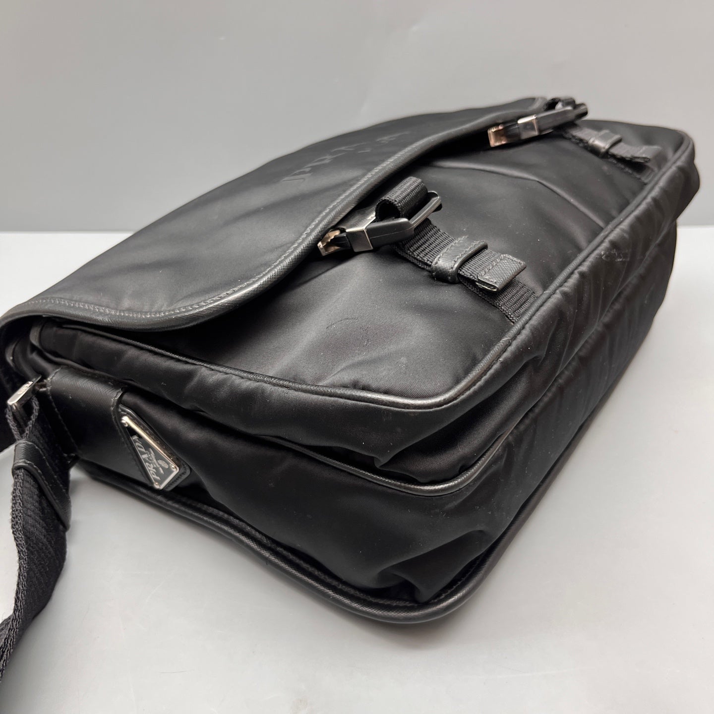 Prada - Messenger Bag - Nylon with leather trim - Black - (Medium)