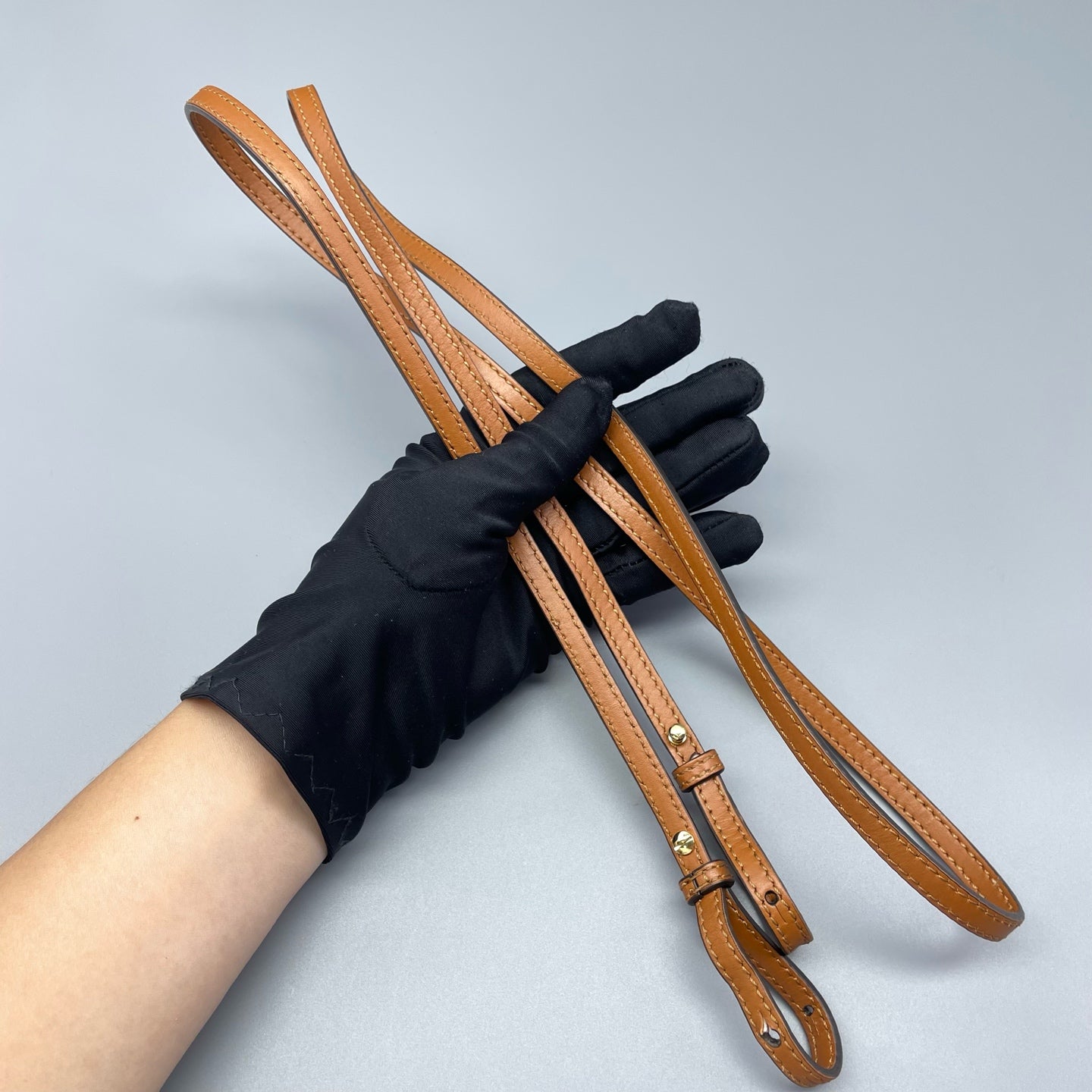 Fendi - Mini Sunshine Shopper Tote - Smooth calfskin leather with resin handles - Caramel Brown - (mini)