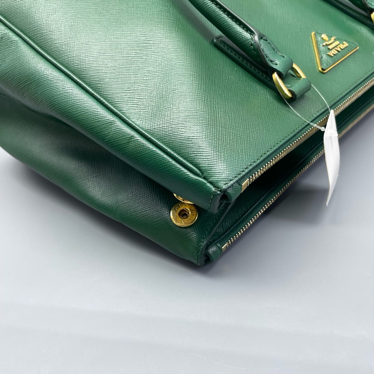 Prada - Saffiano Lux Tote - Leather - Green - (Medium)