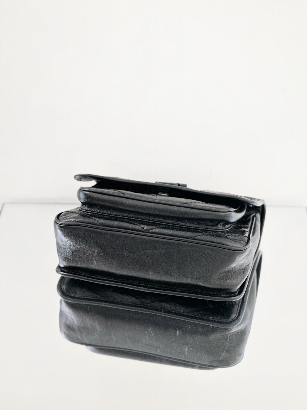 Saint Laurent - Niki Baby - Calfskin leather - Black - (mini)