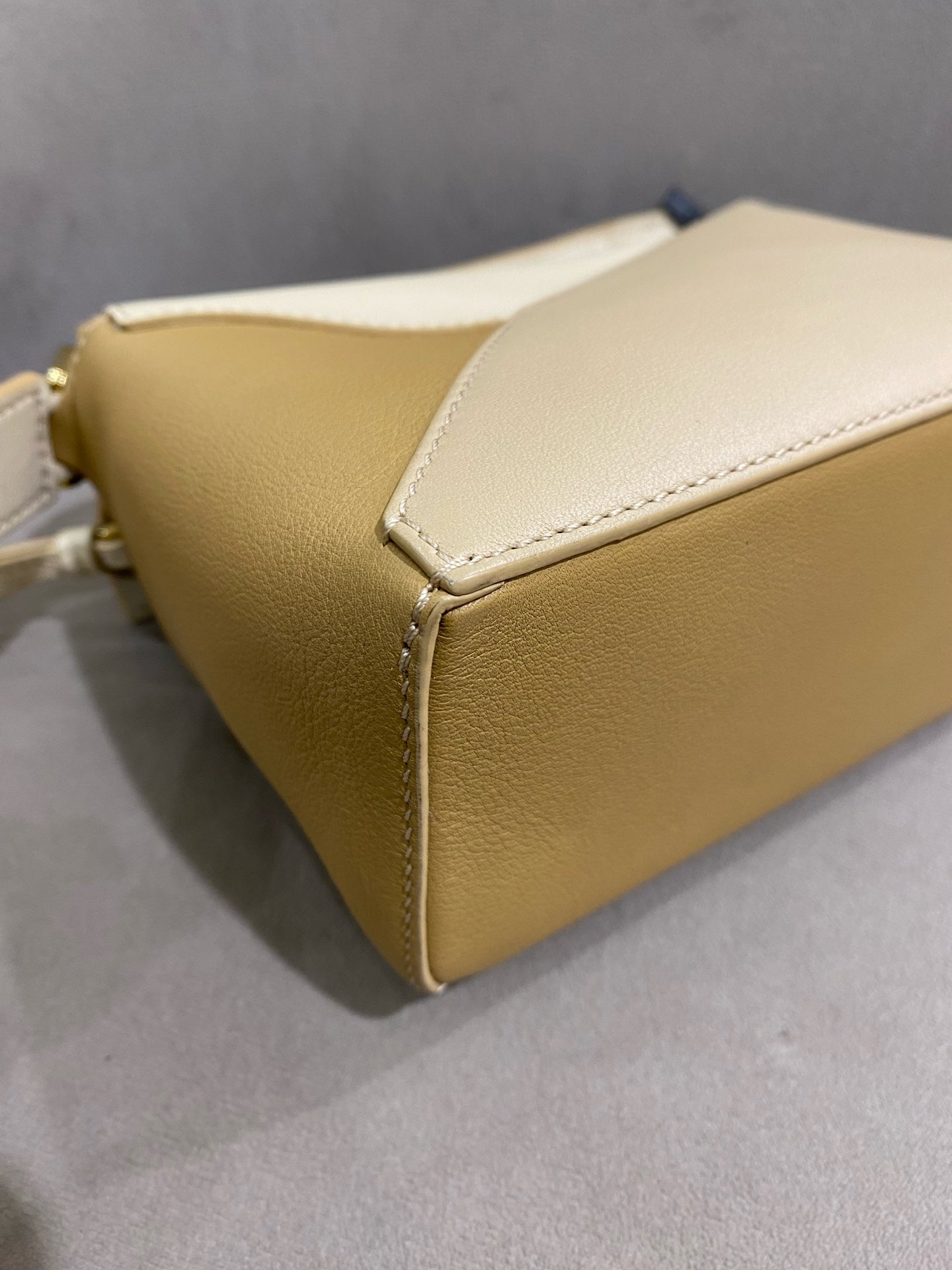 Loewe - Puzzle Mini - Leather - Beige and Tan Multicolour - (mini)