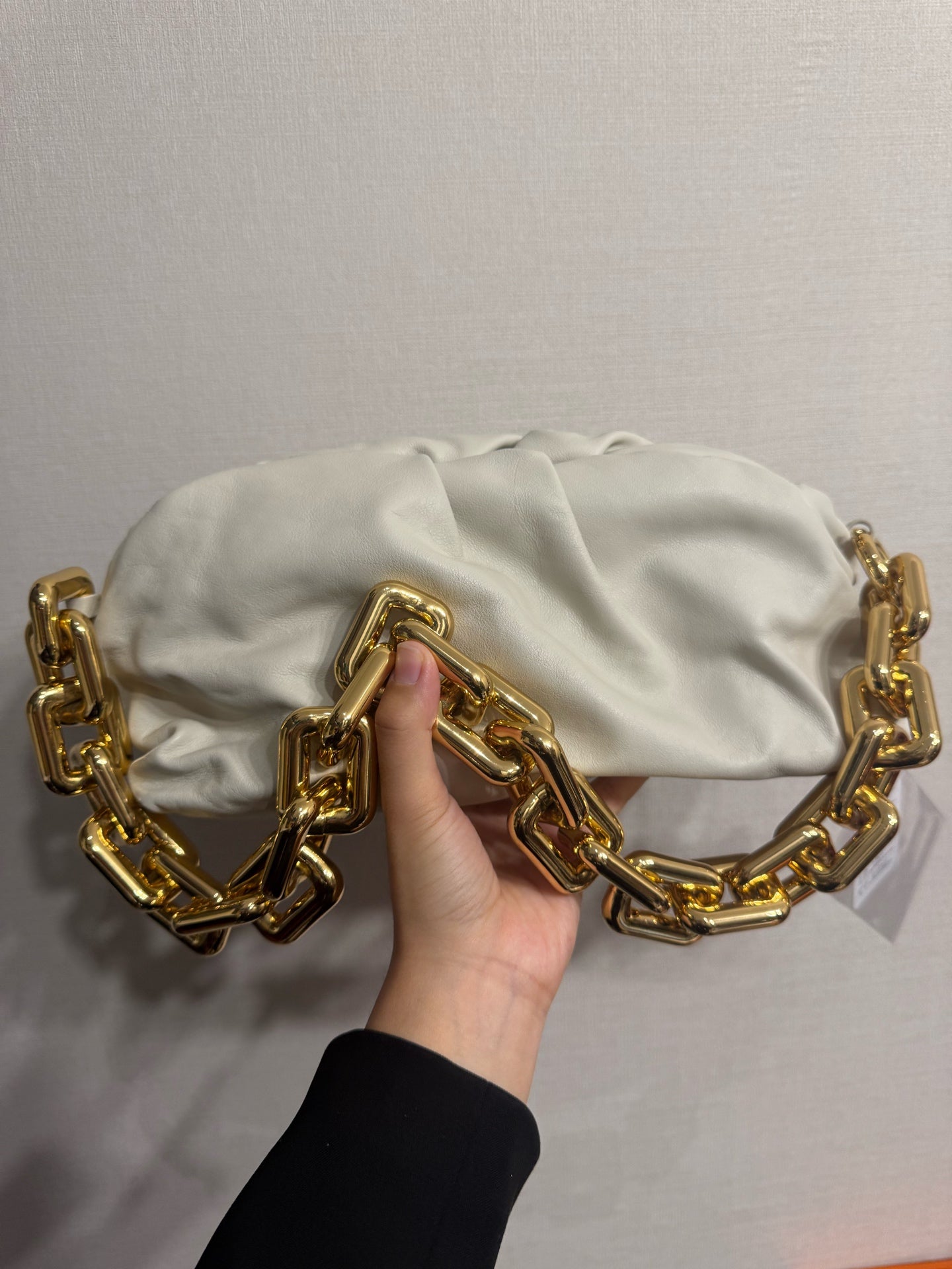 Bottega Veneta - The Chain Pouch - Calfskin leather - White - (small)