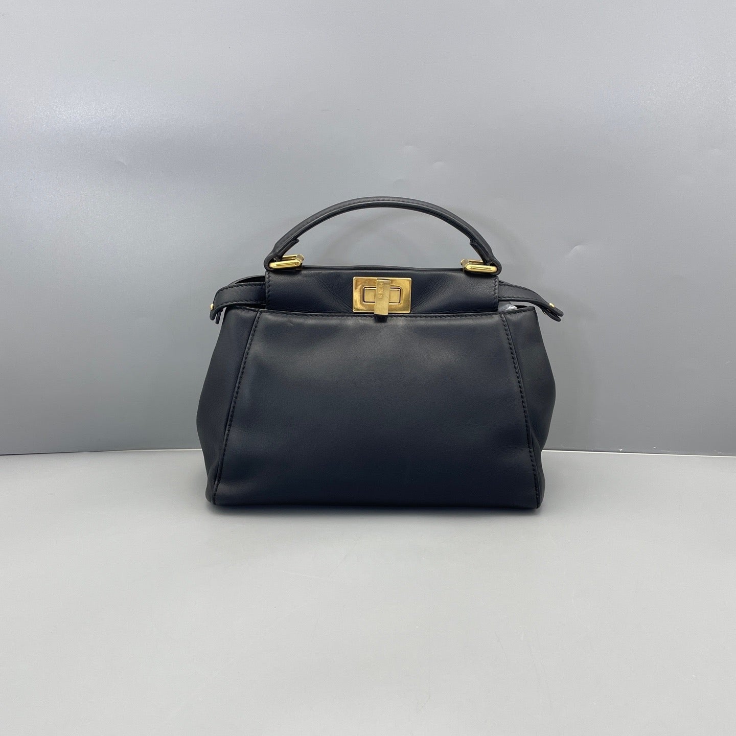 Fendi - Mini Peekaboo - Leather - Black - (Small)