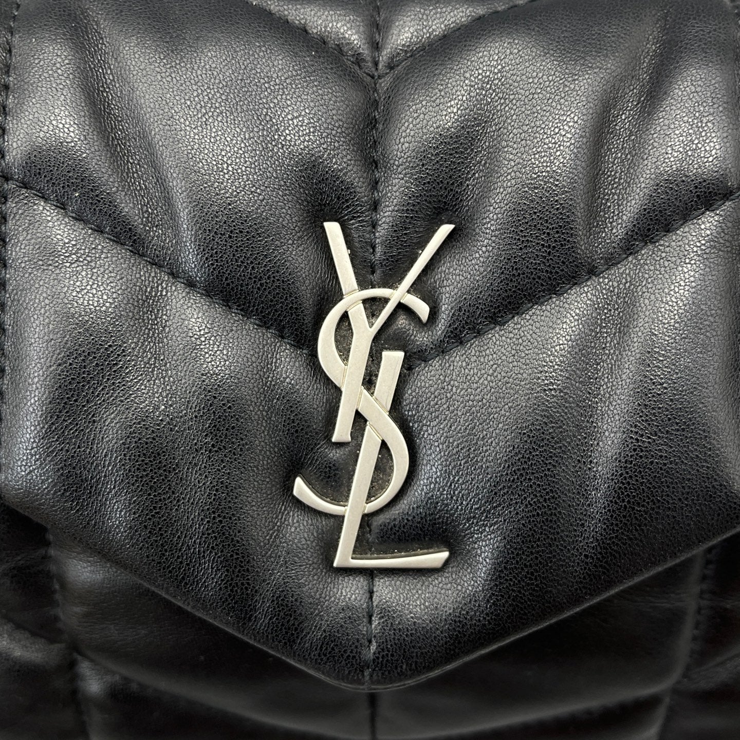 Saint Laurent - Loulou Puffer Mini - Lambskin leather - Black - (mini)