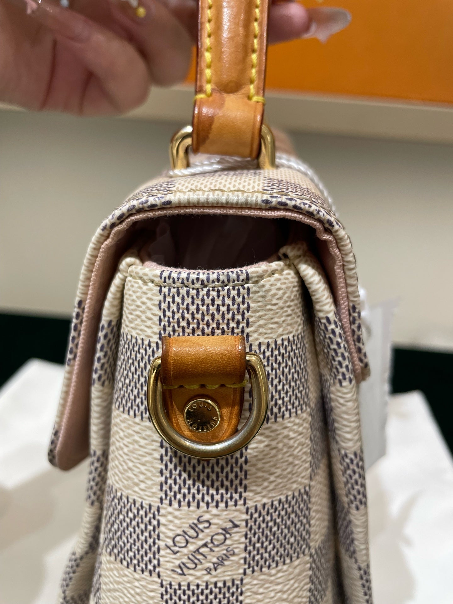 Louis Vuitton - Croisette - Damier Azur coated canvas with natural Vachetta leather trim - White - (Small)