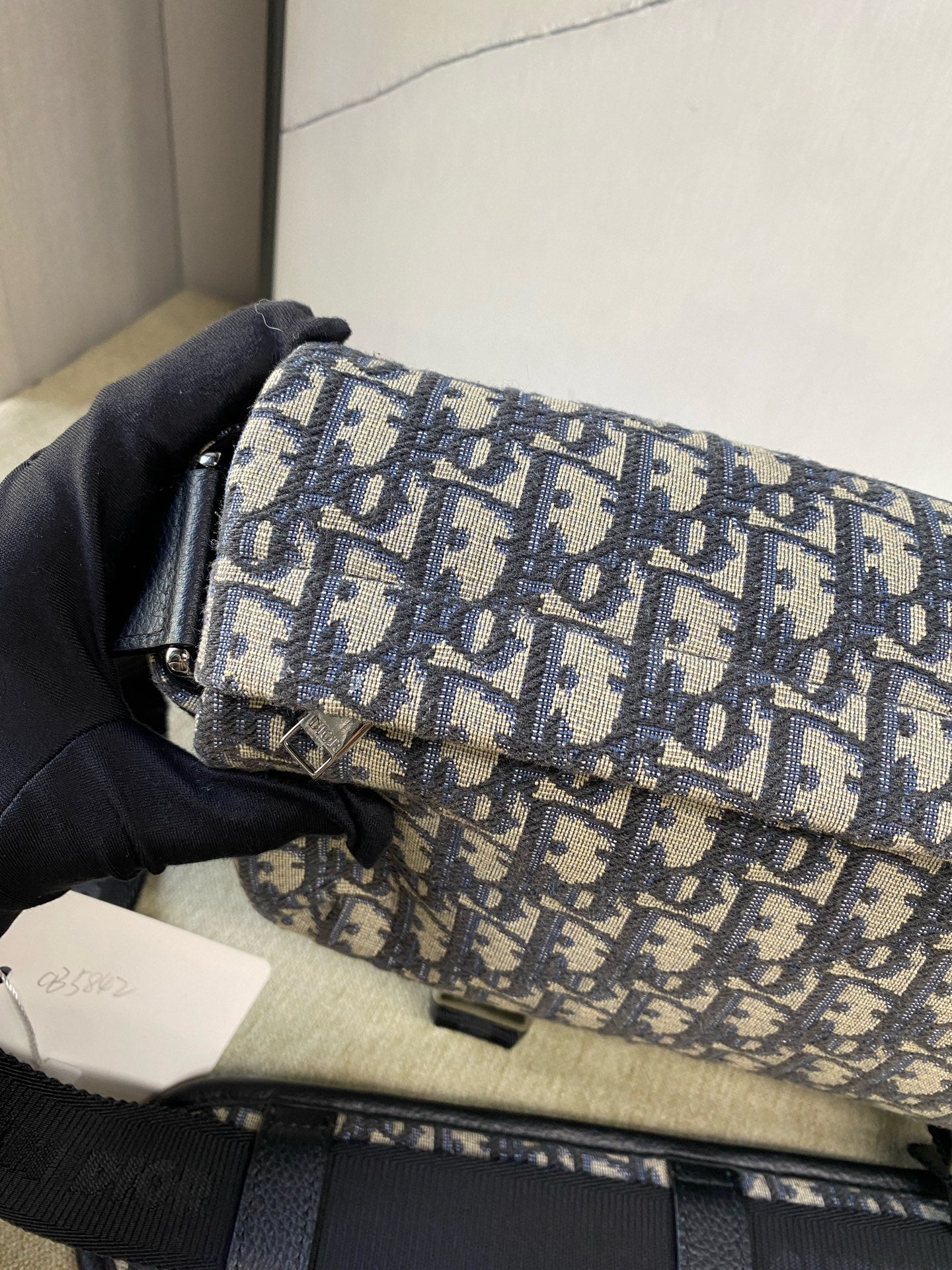 Dior - Explorer Messenger Bag - Embroidered canvas with leather trim - Blue - (Medium)