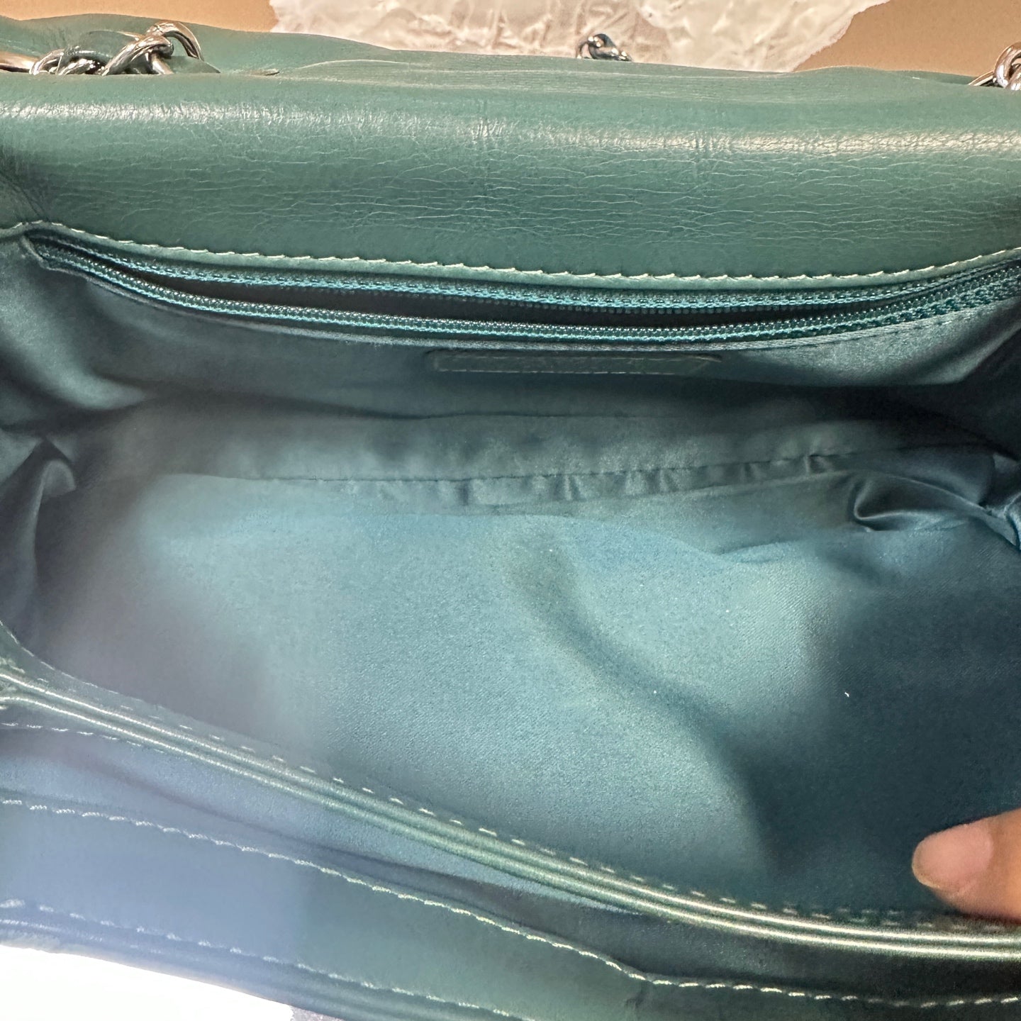 Chanel - Classic Flap with Exposed Stitching - Leather - Green - (small)