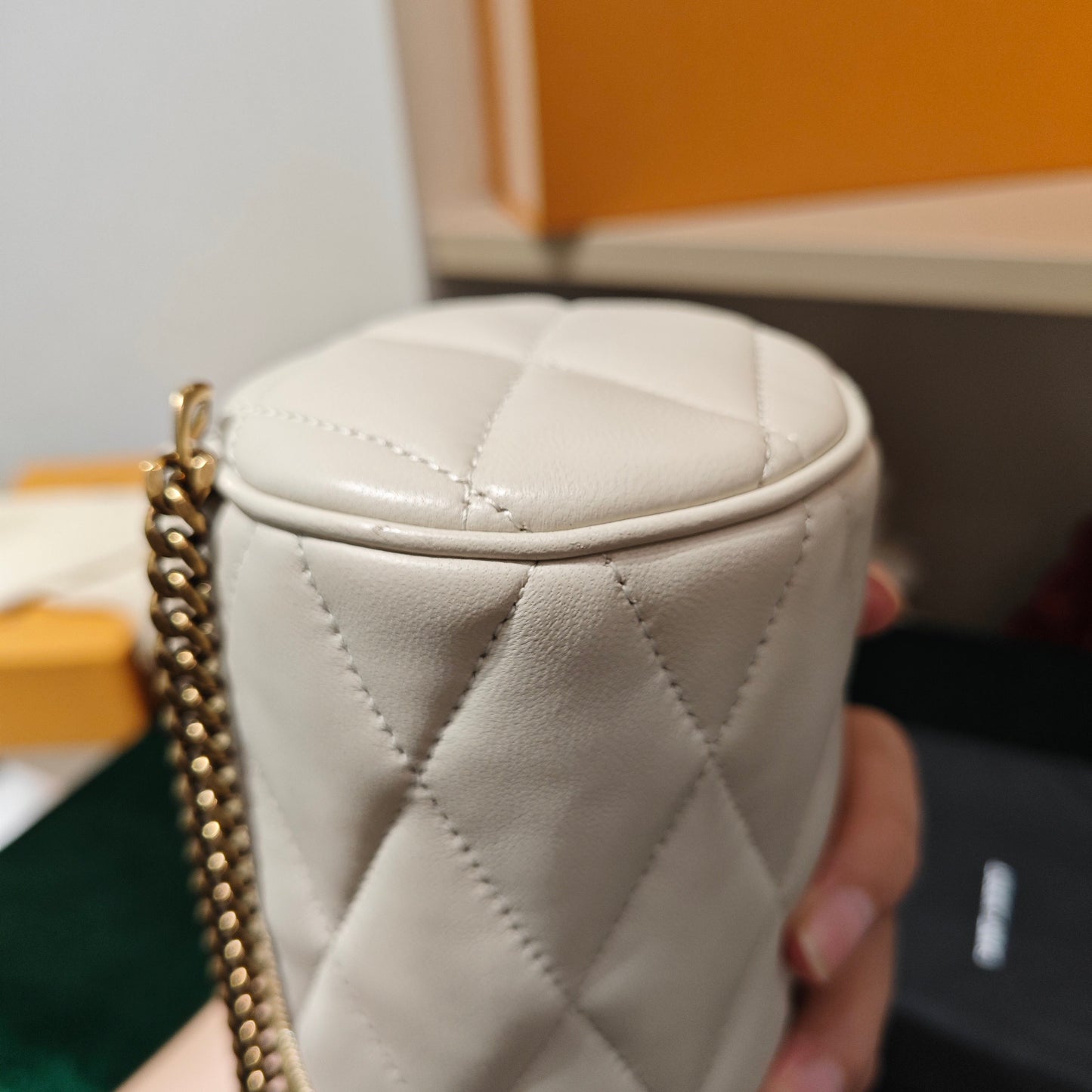 Saint Laurent - Small Cylinder Quilted Shoulder Bag - Leather - White - (mini)