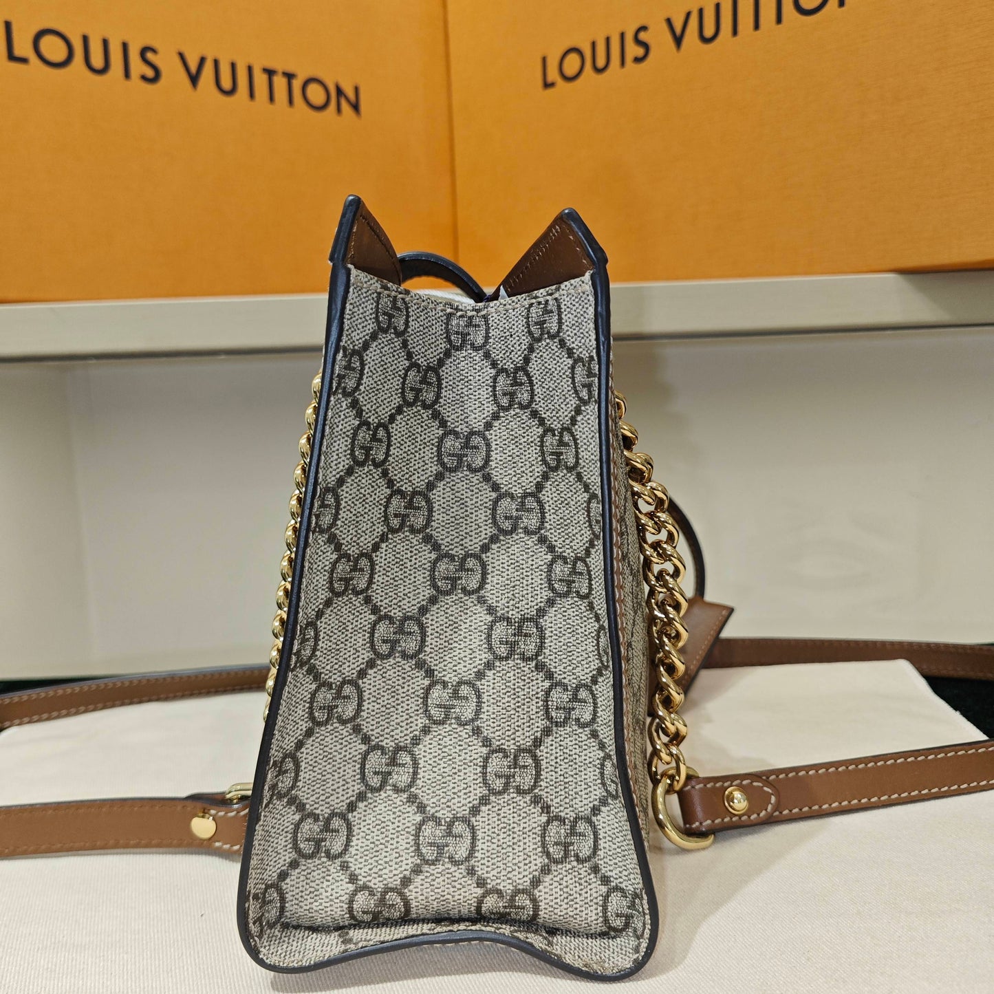 Gucci - Padlock Small Shoulder Bag - GG Supreme canvas with leather trim - Brown - (small)