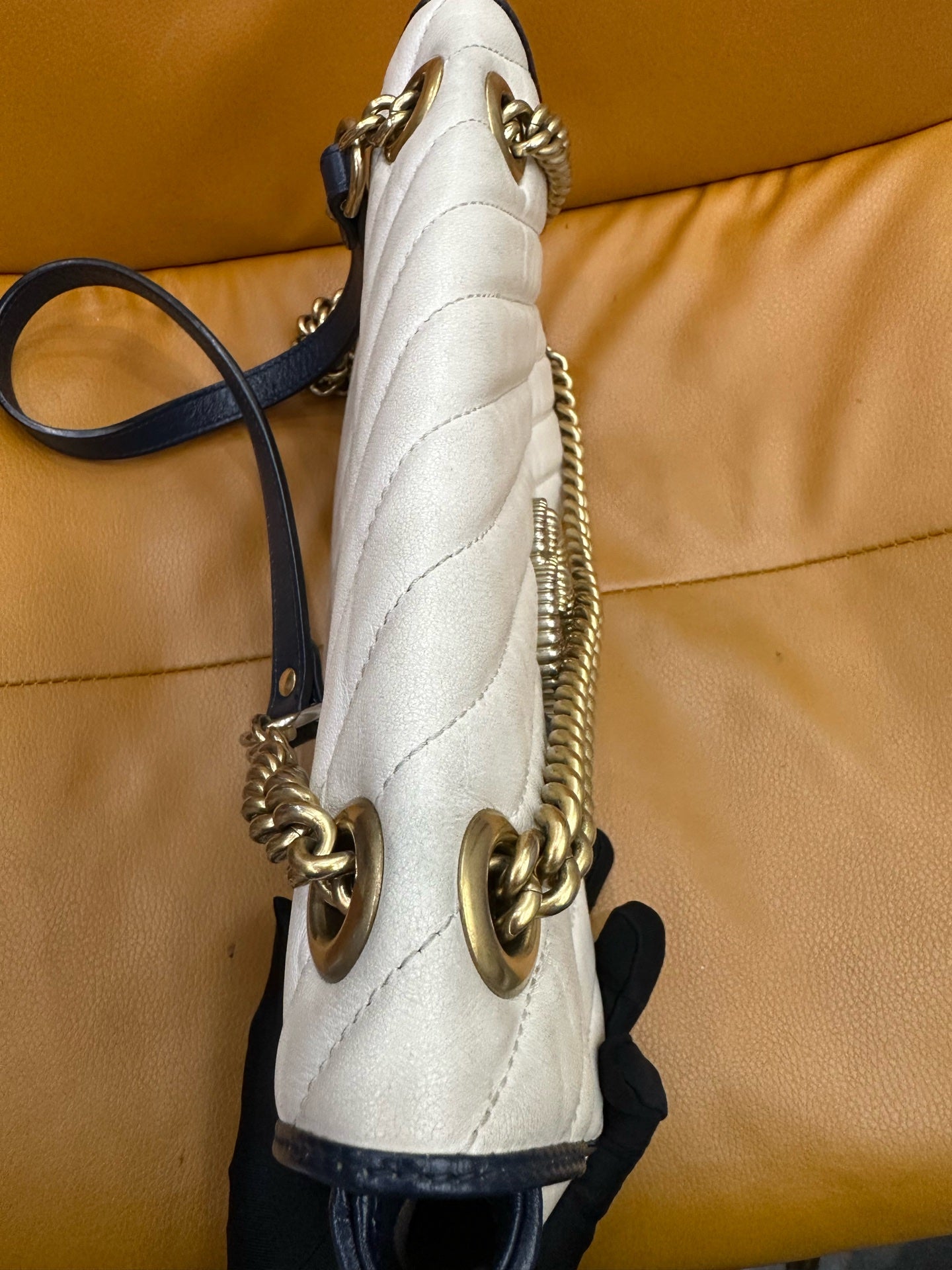 Gucci - GG Marmont Matelassé Shoulder Bag - Leather - White - (medium)