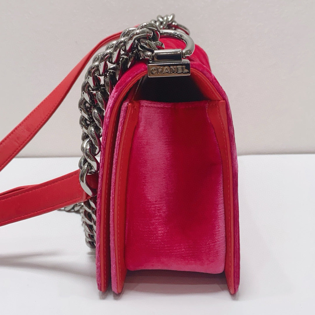 Chanel - Le Boy - Velvet - Pink - (Medium)