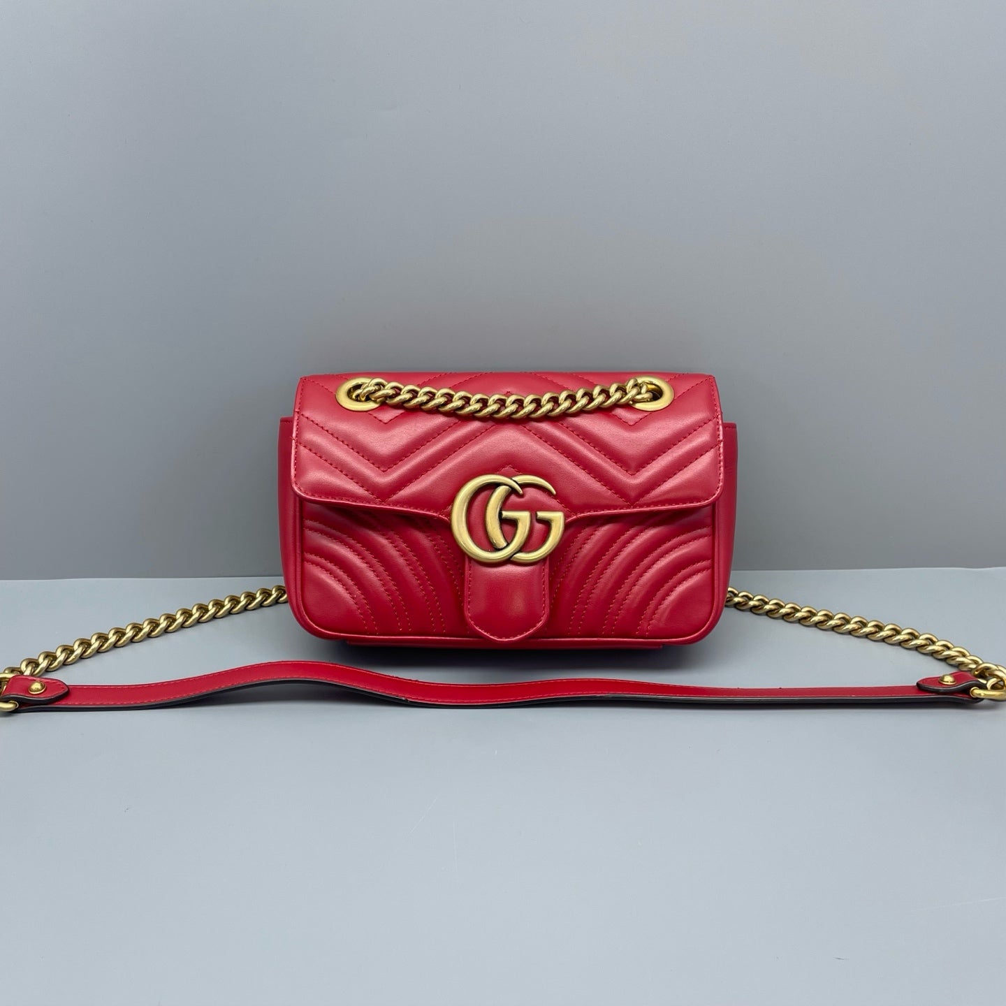 Gucci - GG Marmont Matelassé Small Shoulder Bag - Leather - Red - (mini)