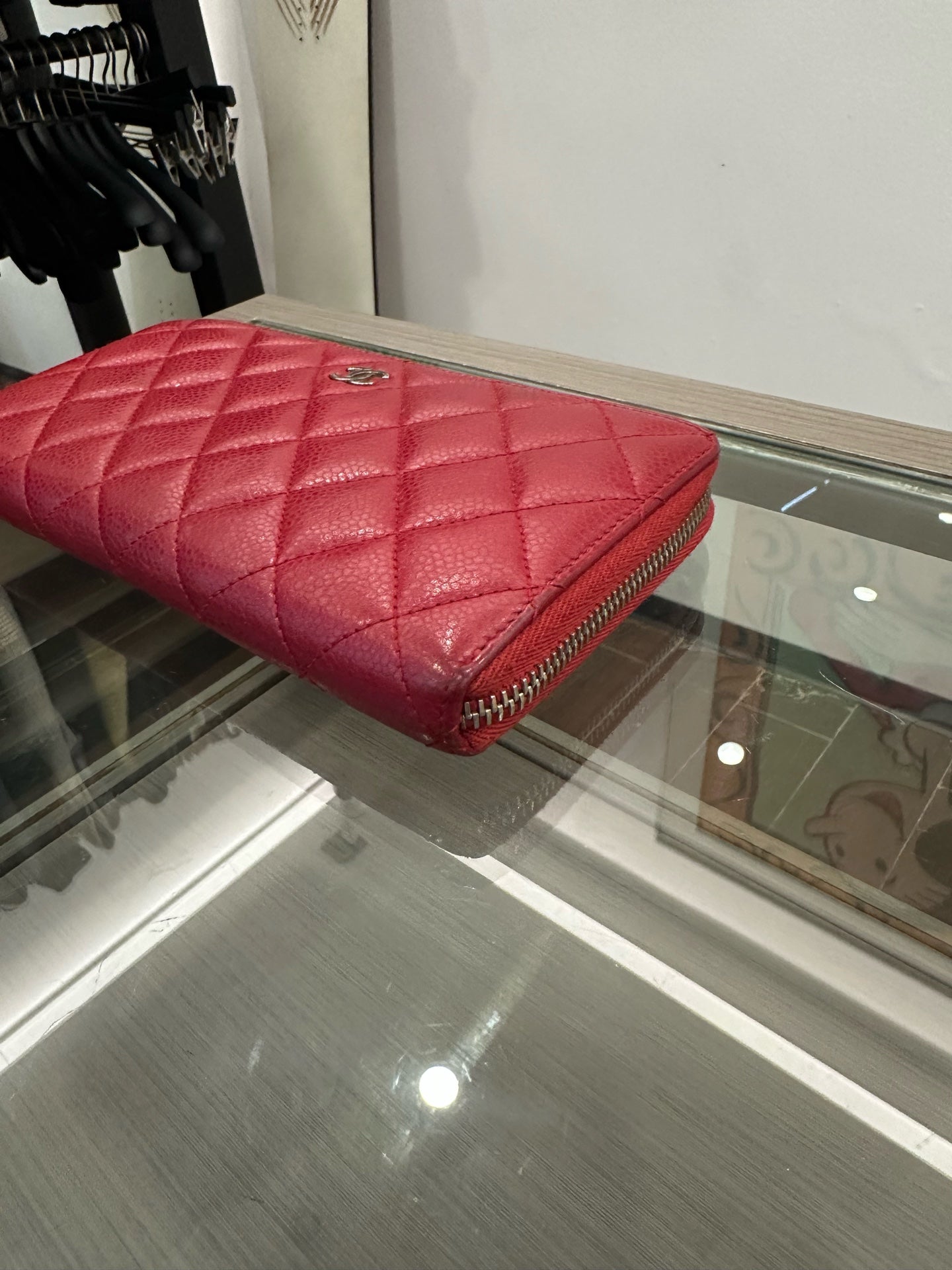 Chanel - Zippy Wallet - Grained leather - Red - (medium)