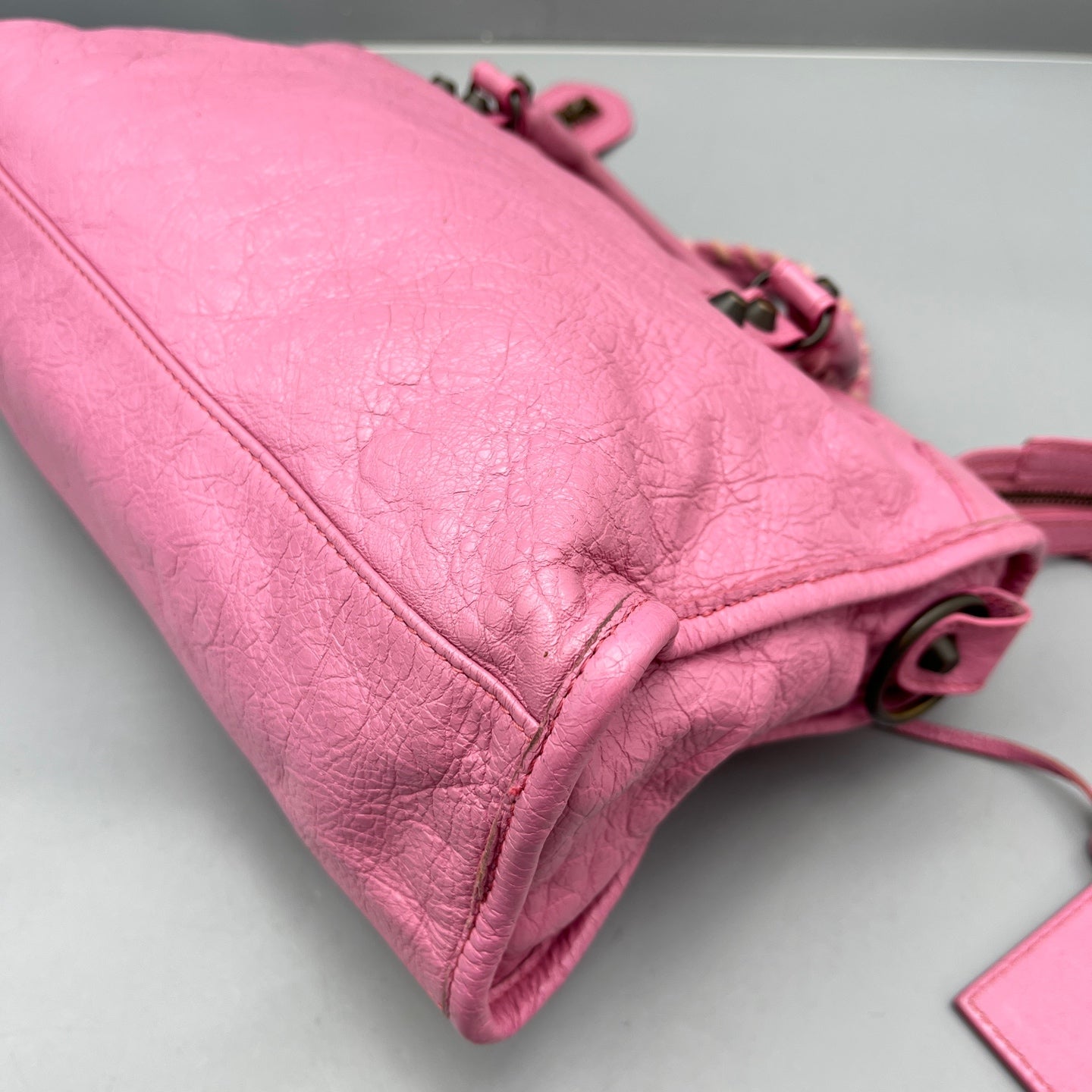 Balenciaga - City Bag - Distressed goatskin leather - Pink - (medium)