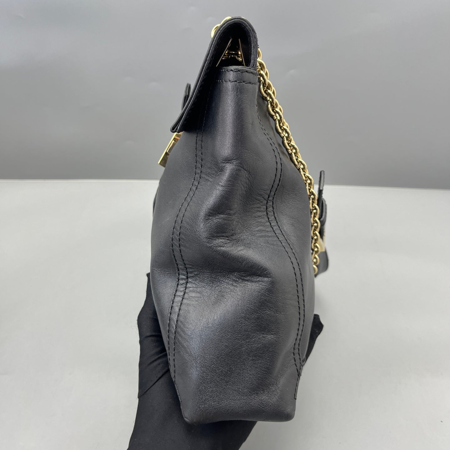 Fendi - Baguette Chain Bag - Leather - Black - (Large)