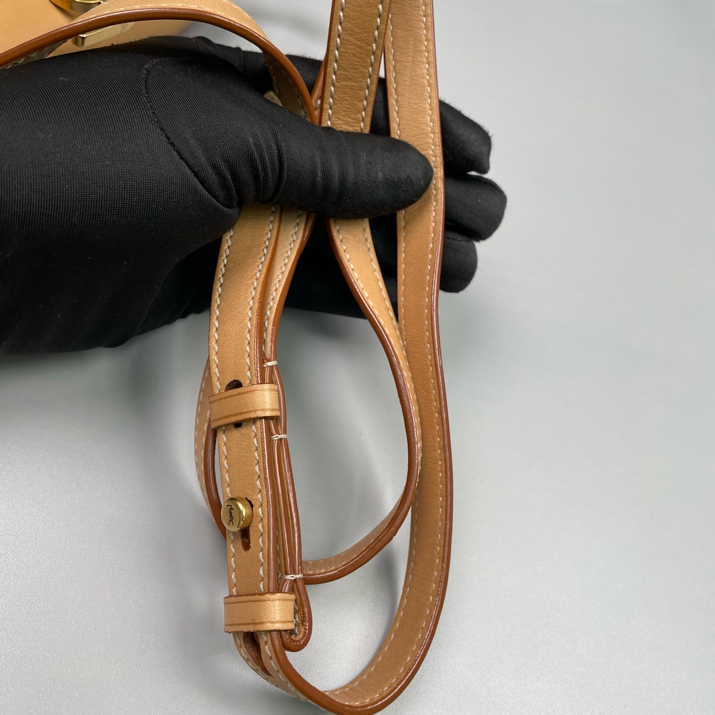 Saint Laurent - Kaia Mini Saddle Bag - Smooth calfskin leather - Camel - (mini)