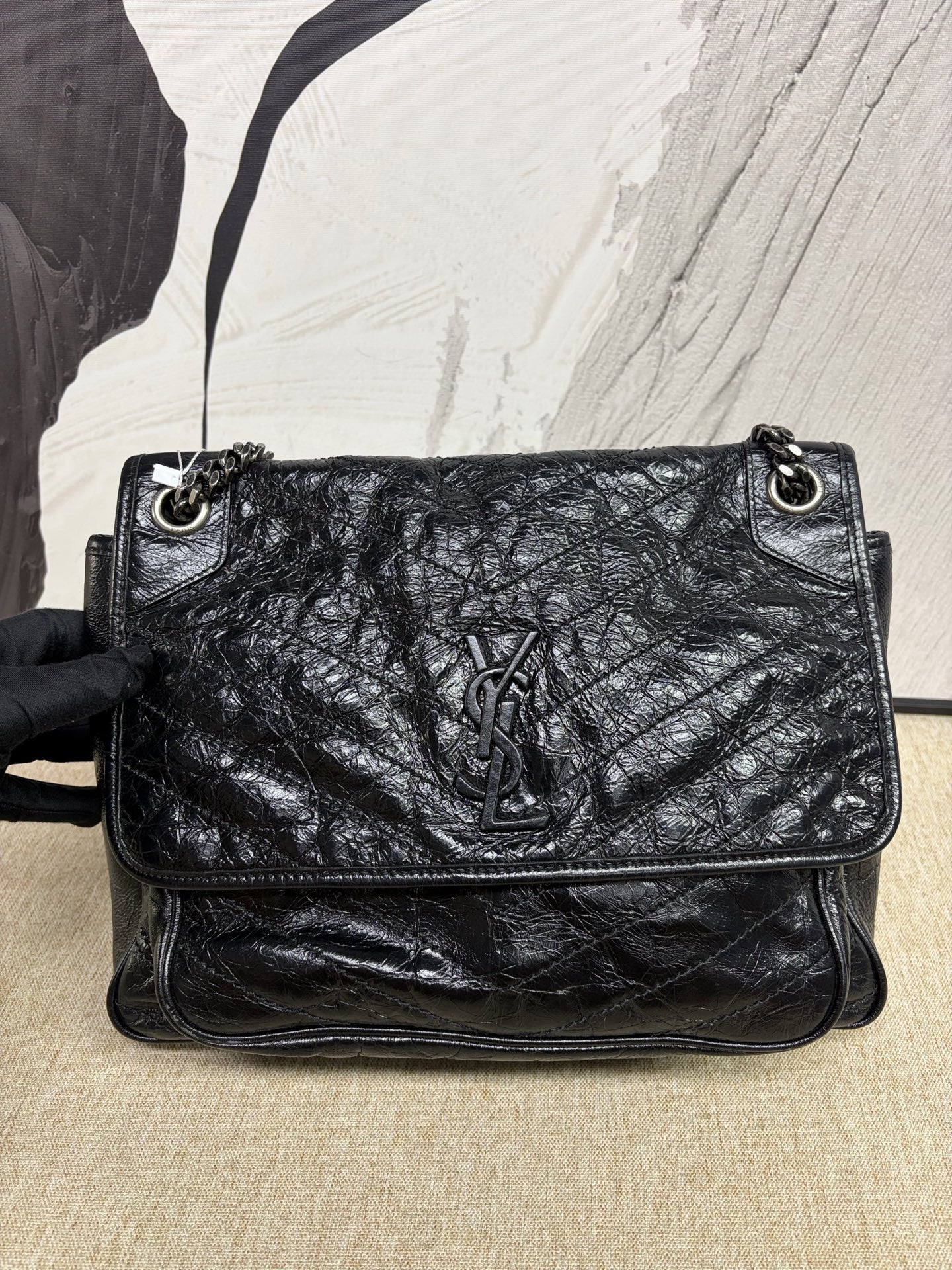 Saint Laurent - Niki Large - Oiled waxed calfskin leather - Black with Ruthenium-Tone Hardware - (Large)