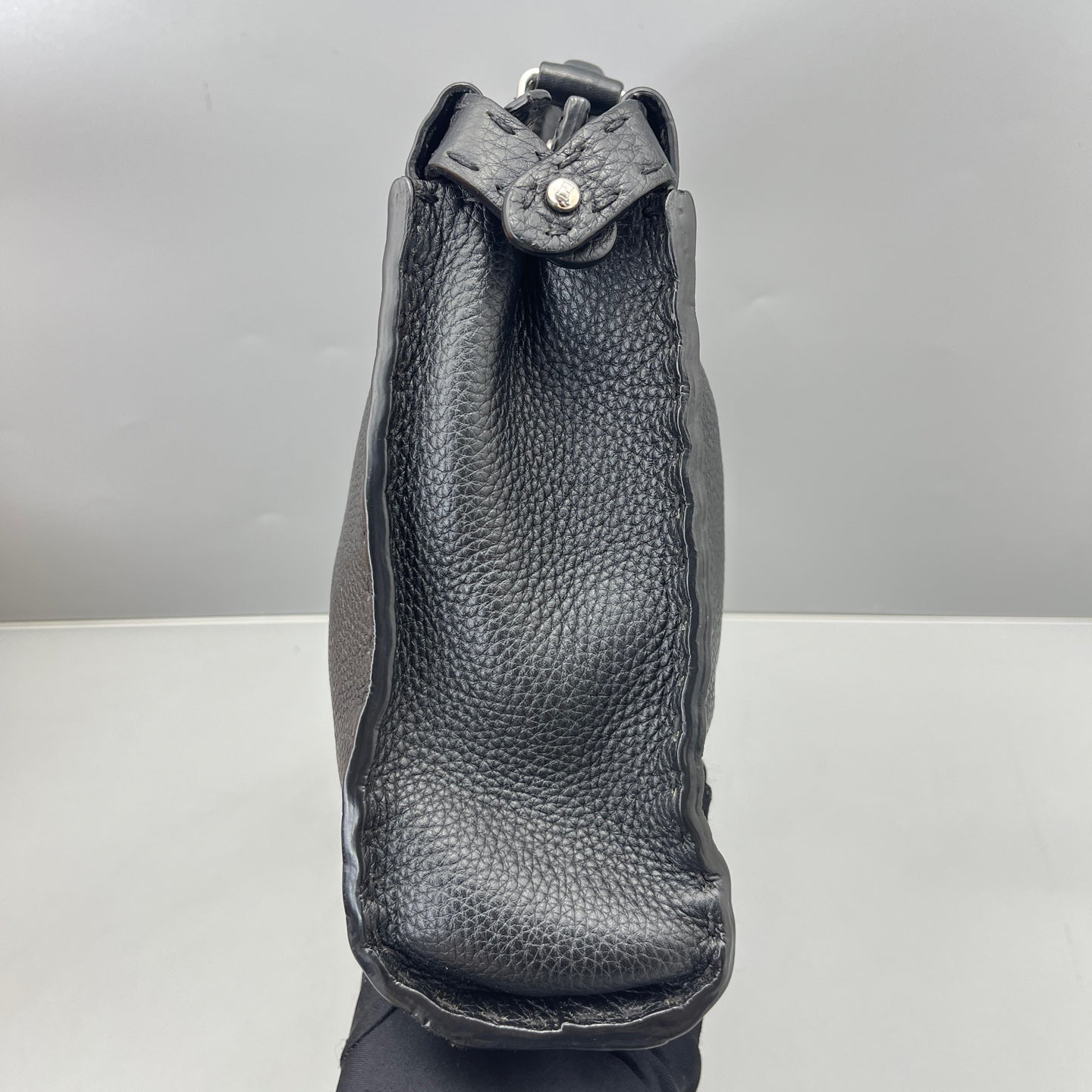 Fendi - Peekaboo Fit Briefcase - Pebbled leather - Black - (medium)