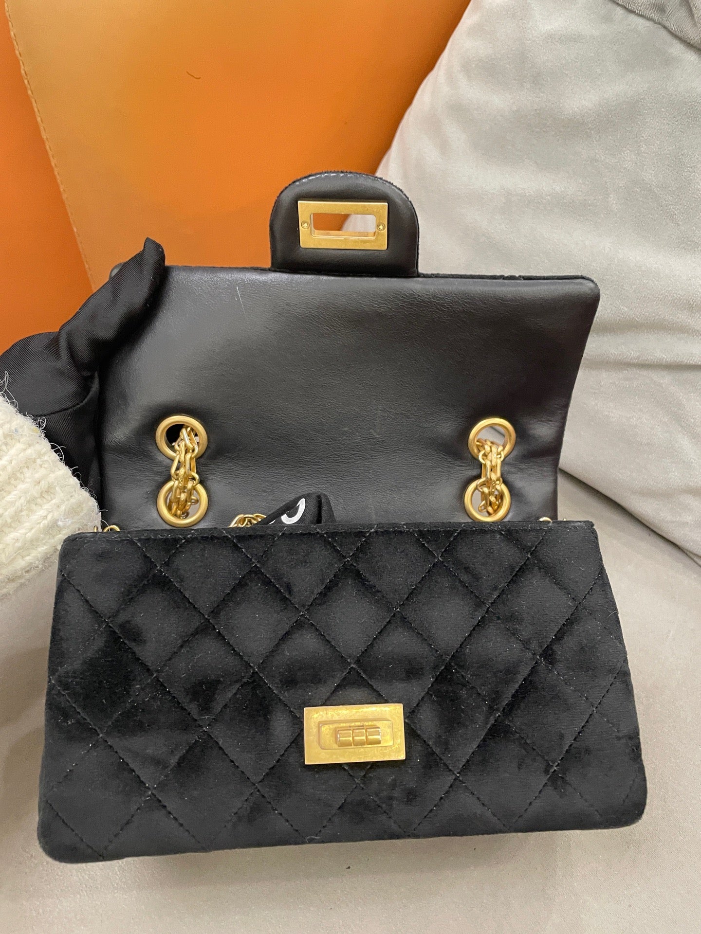 Chanel - 2.55 Mini Flap Bag - Velvet - Black - (mini)