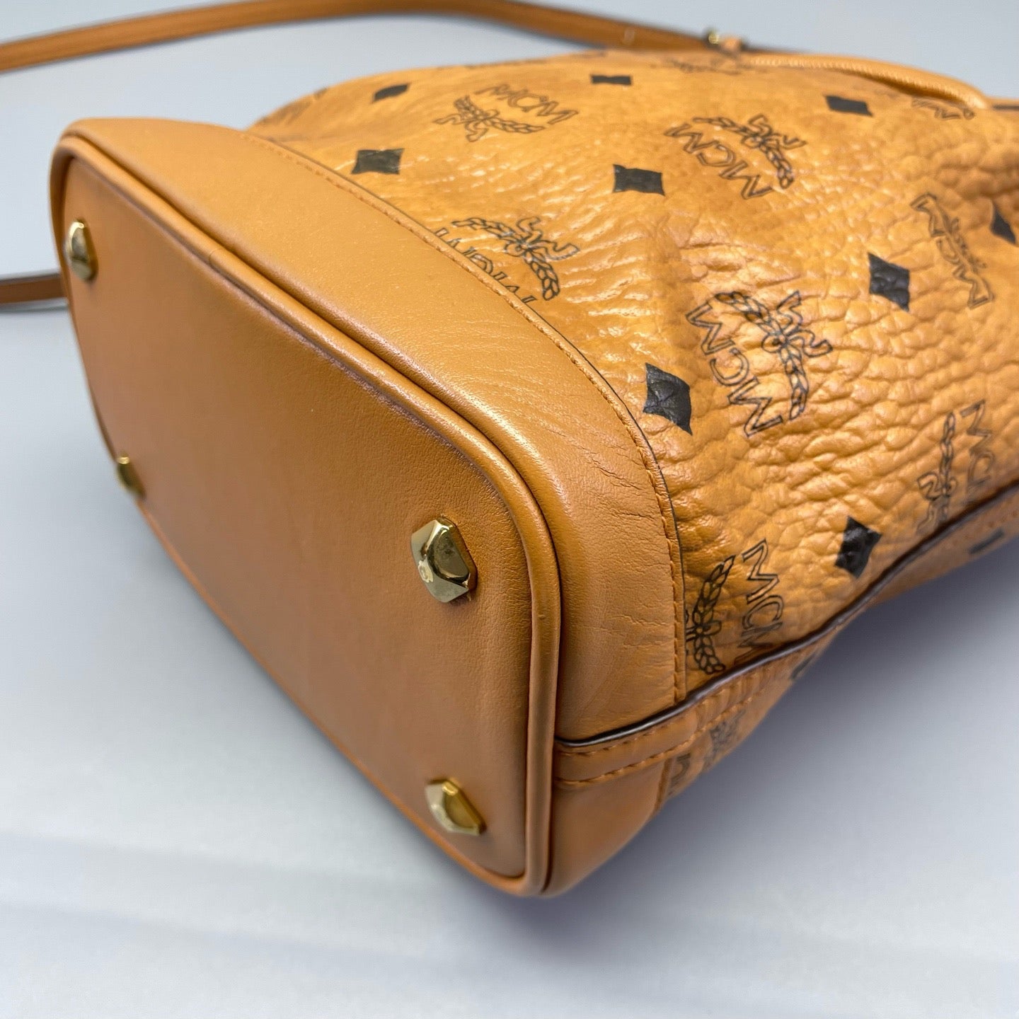 MCM - Visetos Mini Rabbit Bucket Bag - Coated canvas with leather trim - Brown - (mini)