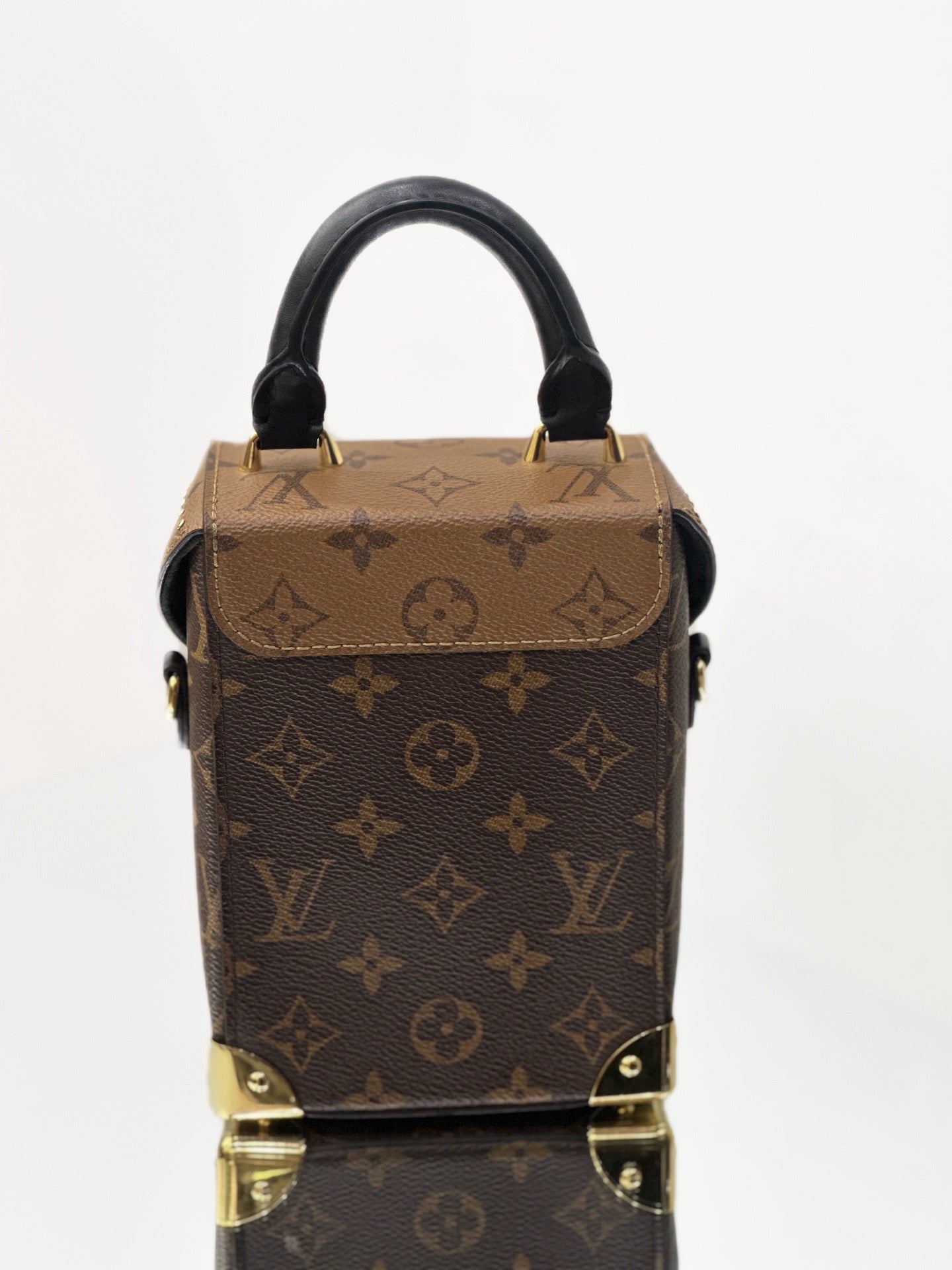 Louis Vuitton - Monogram Reverse Camera Box - Monogram canvas with leather trim - Brown - (mini)
