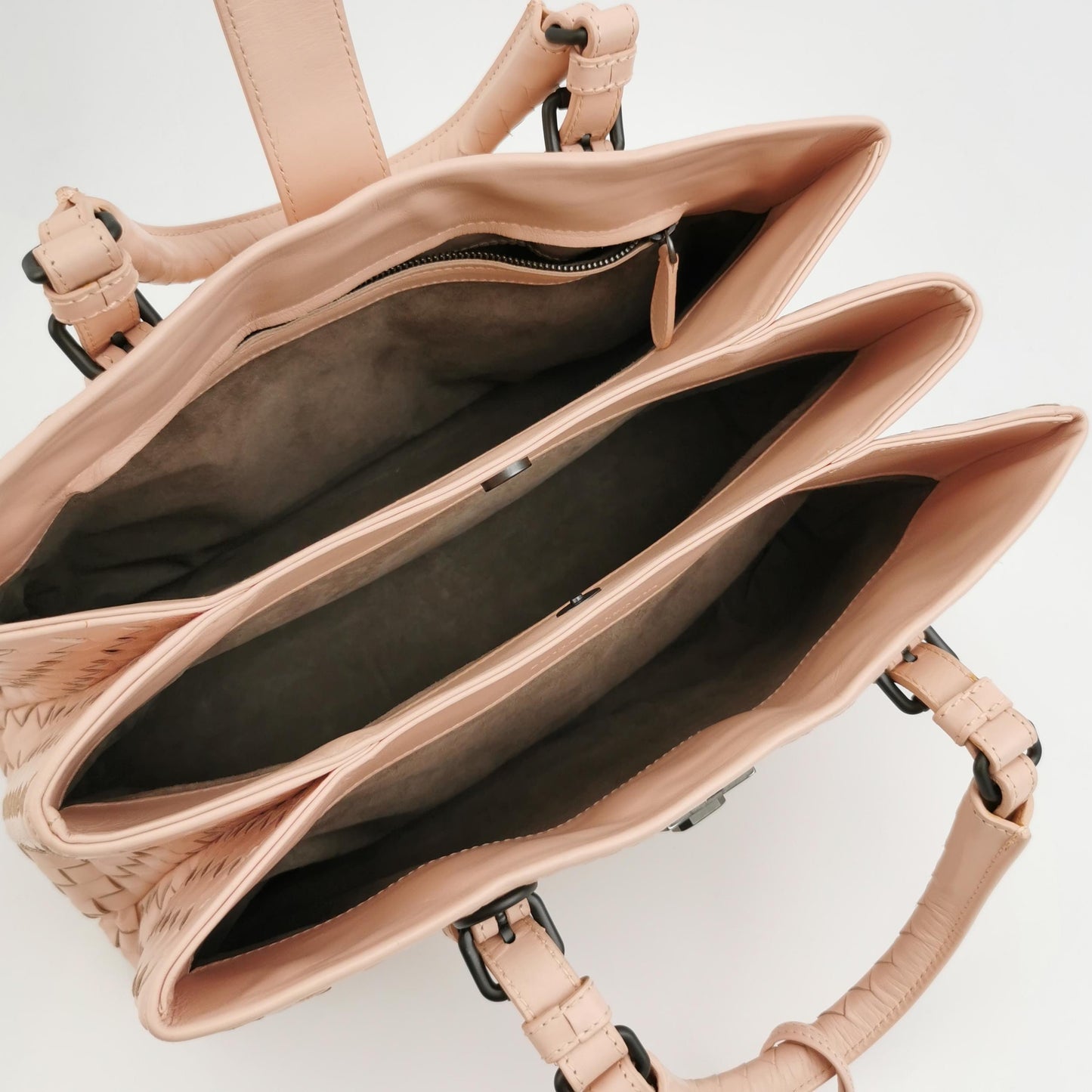 Bottega Veneta - Piazza Top Handle Bag - Lambskin leather - Blush Pink - (Medium)
