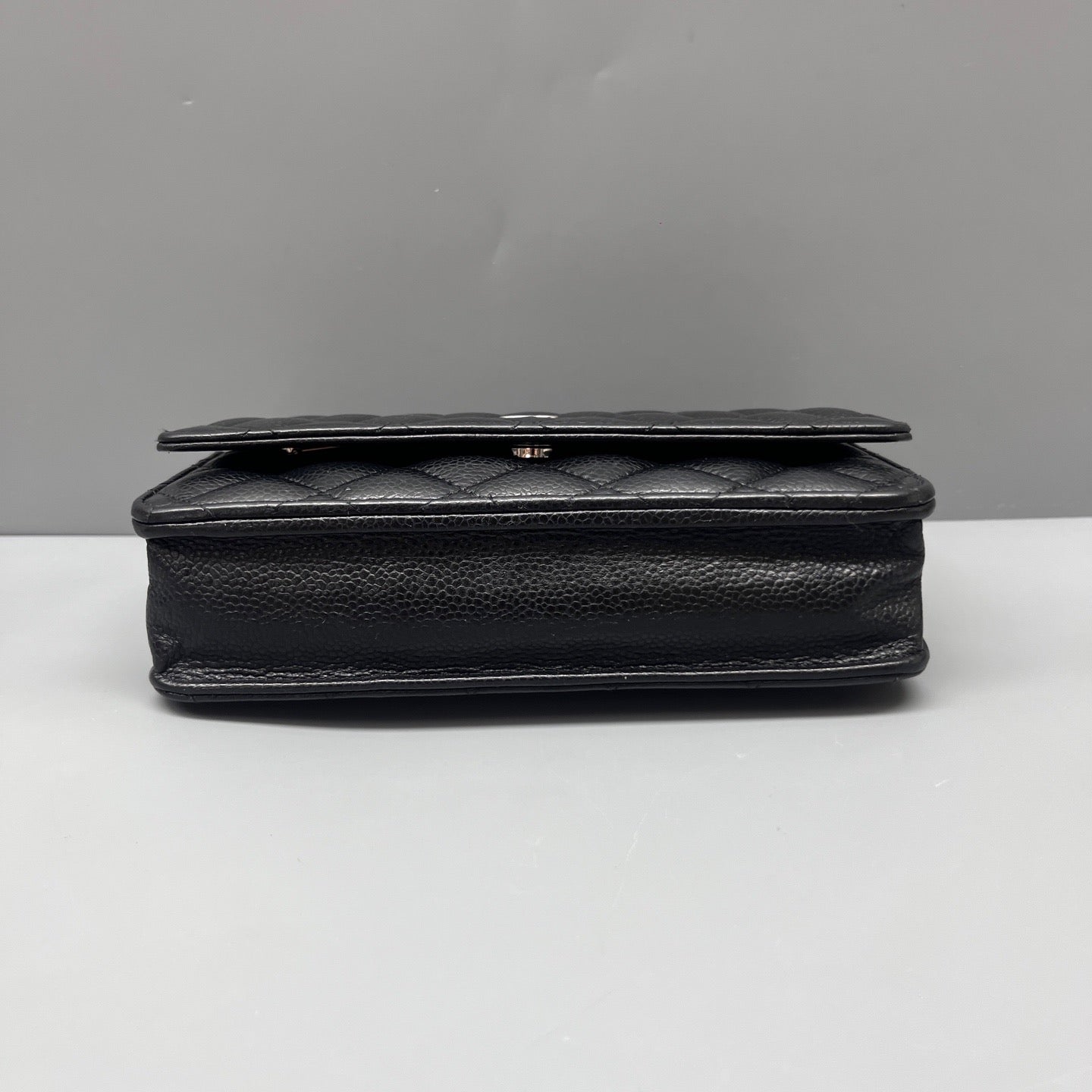 Chanel - Wallet on Chain (WOC) - Caviarskin leather - Black - (mini)