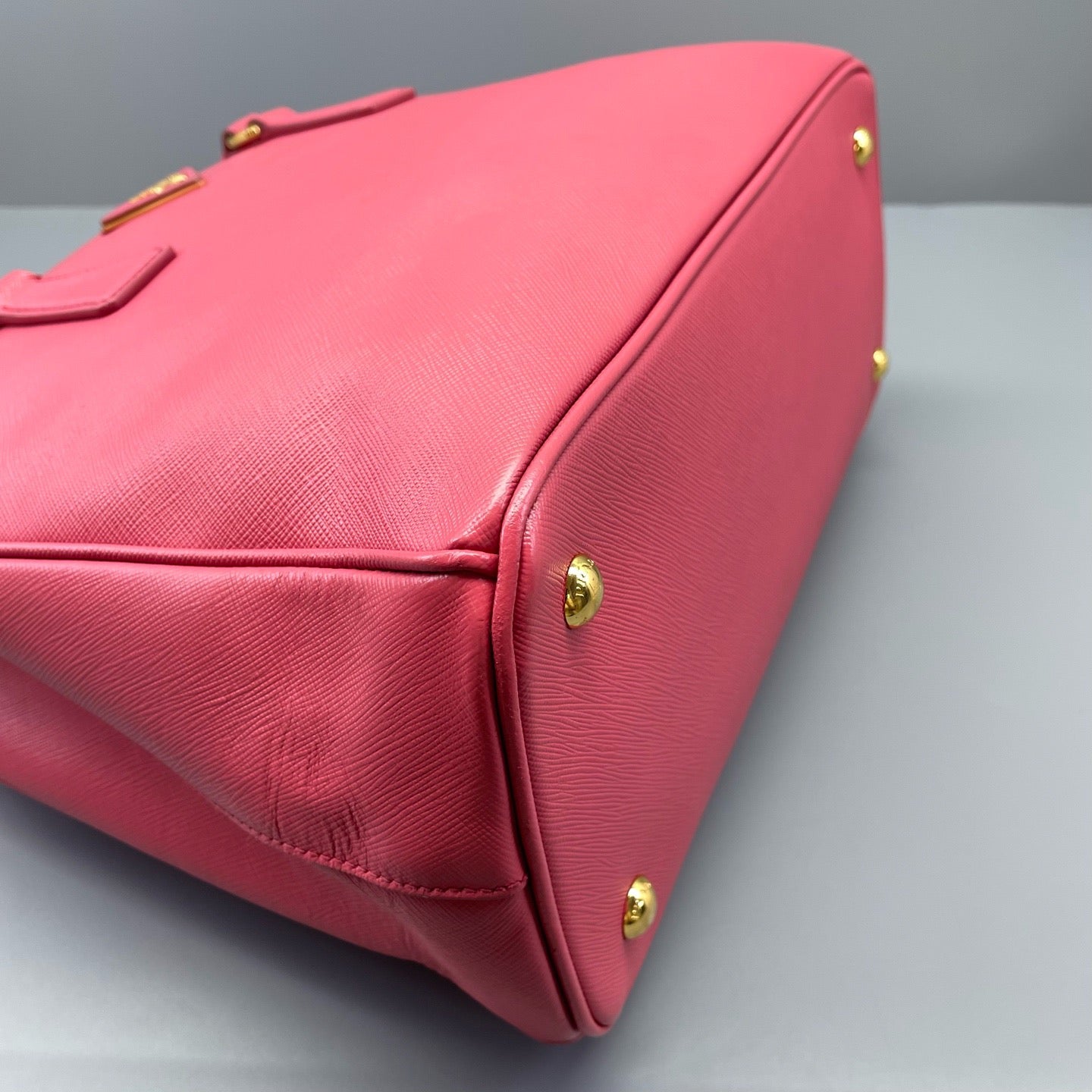 Prada - Saffiano Lux Galleria Tote - Saffiano leather - Pink - (Medium)