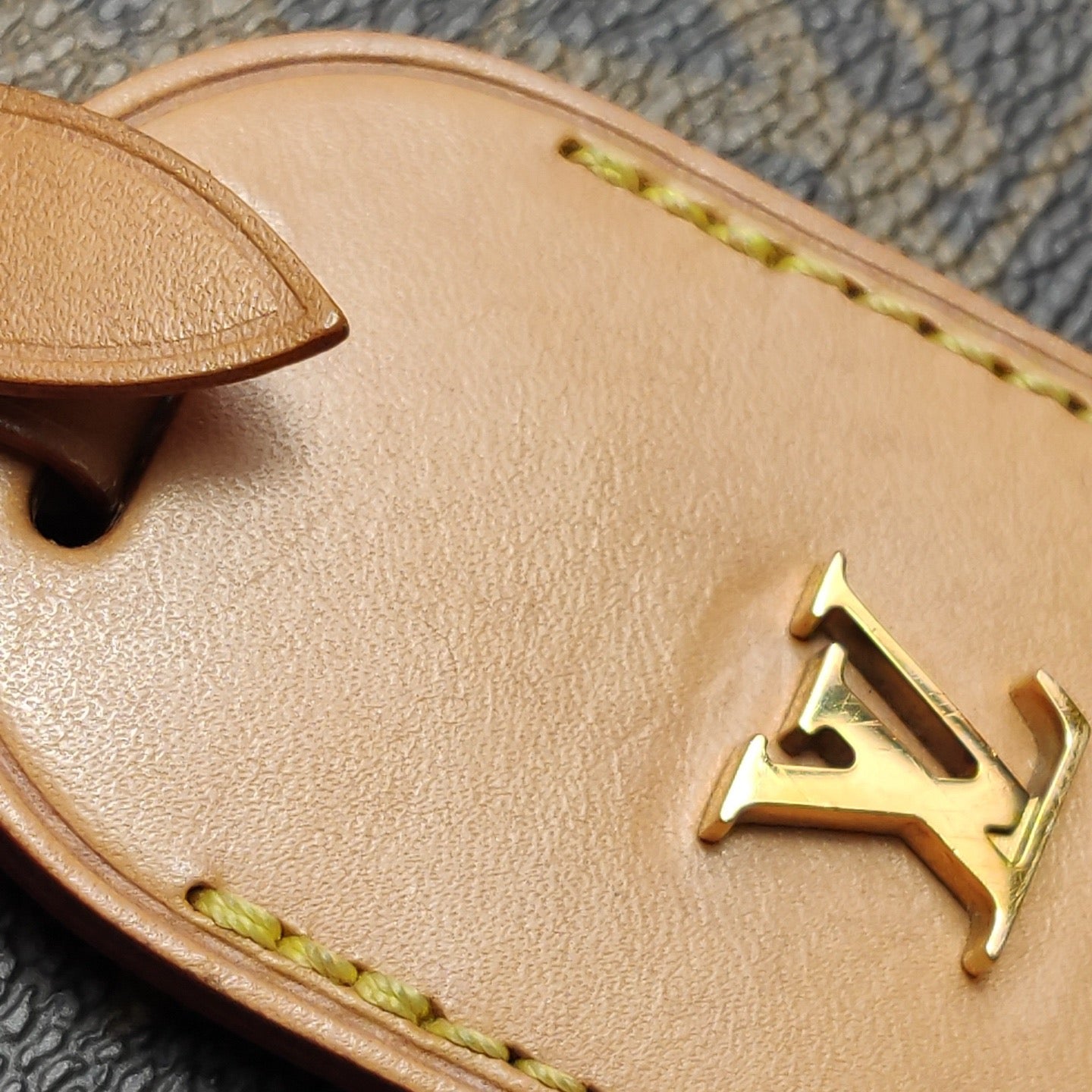 Louis Vuitton - MINI BOITE CHAPEAU - Monogram coated canvas with Vachetta leather trim - Brown - (mini)