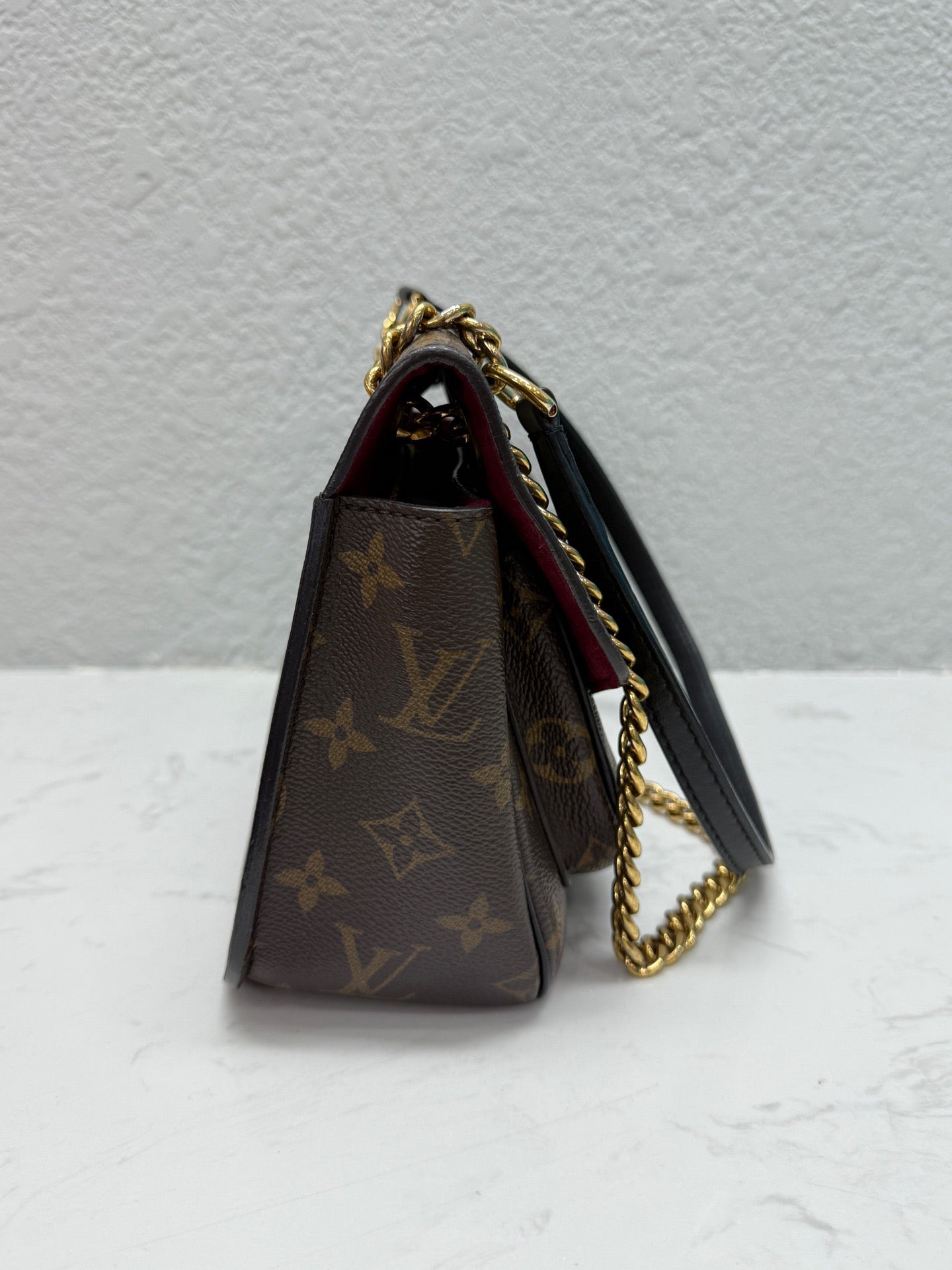 Louis Vuitton - Passy Chain Bag - Monogram coated canvas with leather trim - Brown - (Small)