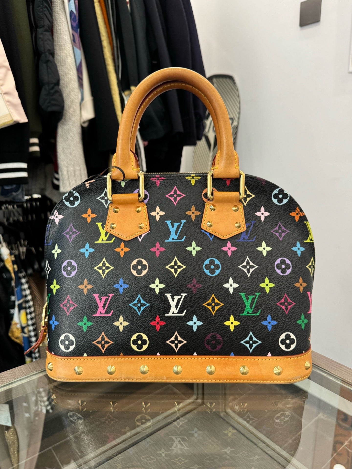 Louis Vuitton - Alma PM (Takashi Murakami Limited Edition Rivet) - Monogram Multicolore coated canvas with natural vachetta leather trim - Black - (medium)