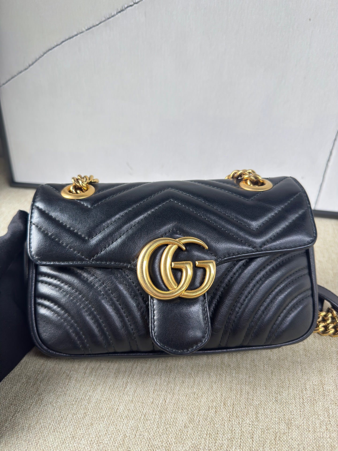 Gucci - GG Marmont Matelassé Mini Bag - Leather - Black with Gold-Tone Hardware - (mini)