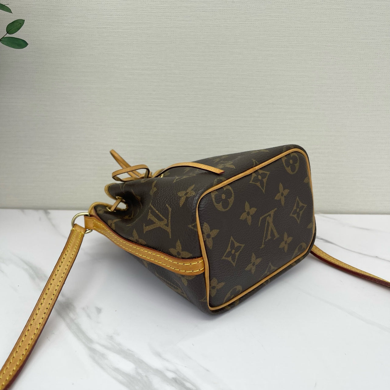 Louis Vuitton - Noe Nano - Monogram coated canvas with natural cowhide leather trim - Brown - (mini)