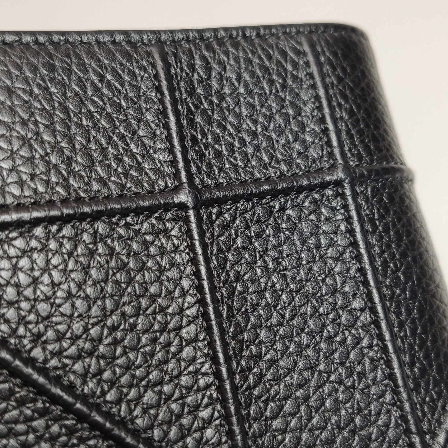 Dior - Diorama Chain Wallet - Leather - Black - (mini)