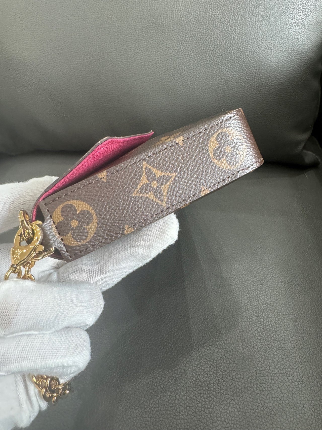 Louis Vuitton - Félicie Pochette - Monogram coated canvas with smooth leather trim and textile lining - Brown - (mini)