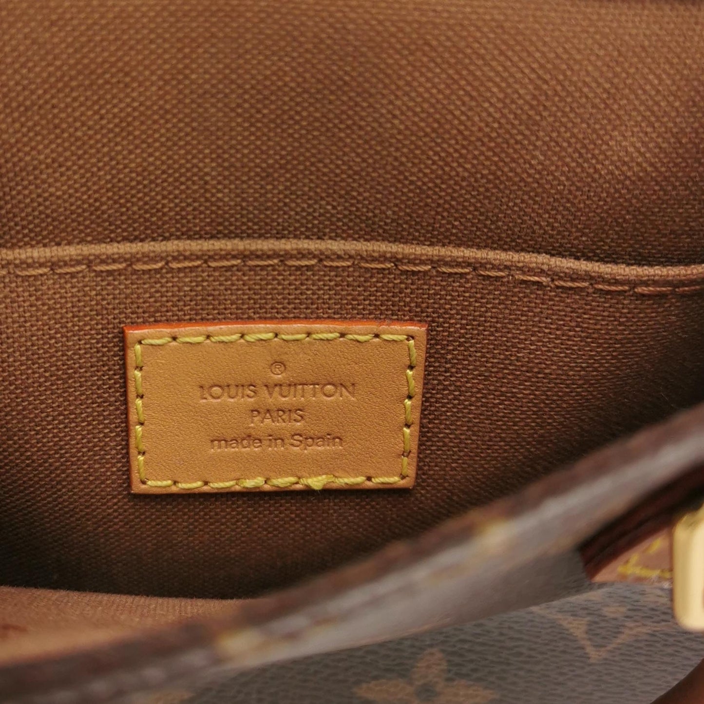 Louis Vuitton - Petit Sac Plat - Monogram Canvas with Vachetta leather trim - Brown - (mini)
