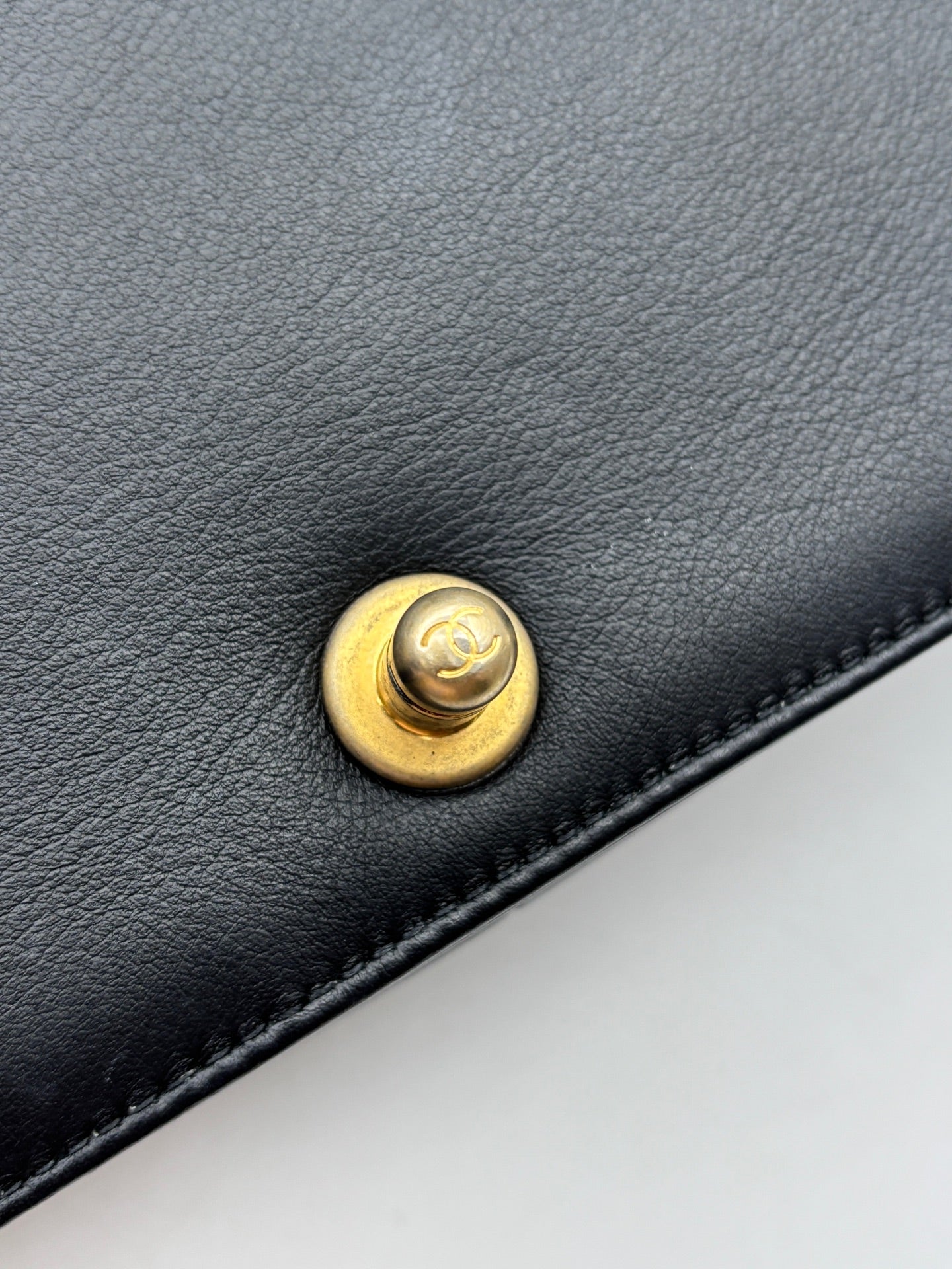 Chanel - Boy Chanel Flap Bag - Leather - Black - (medium)
