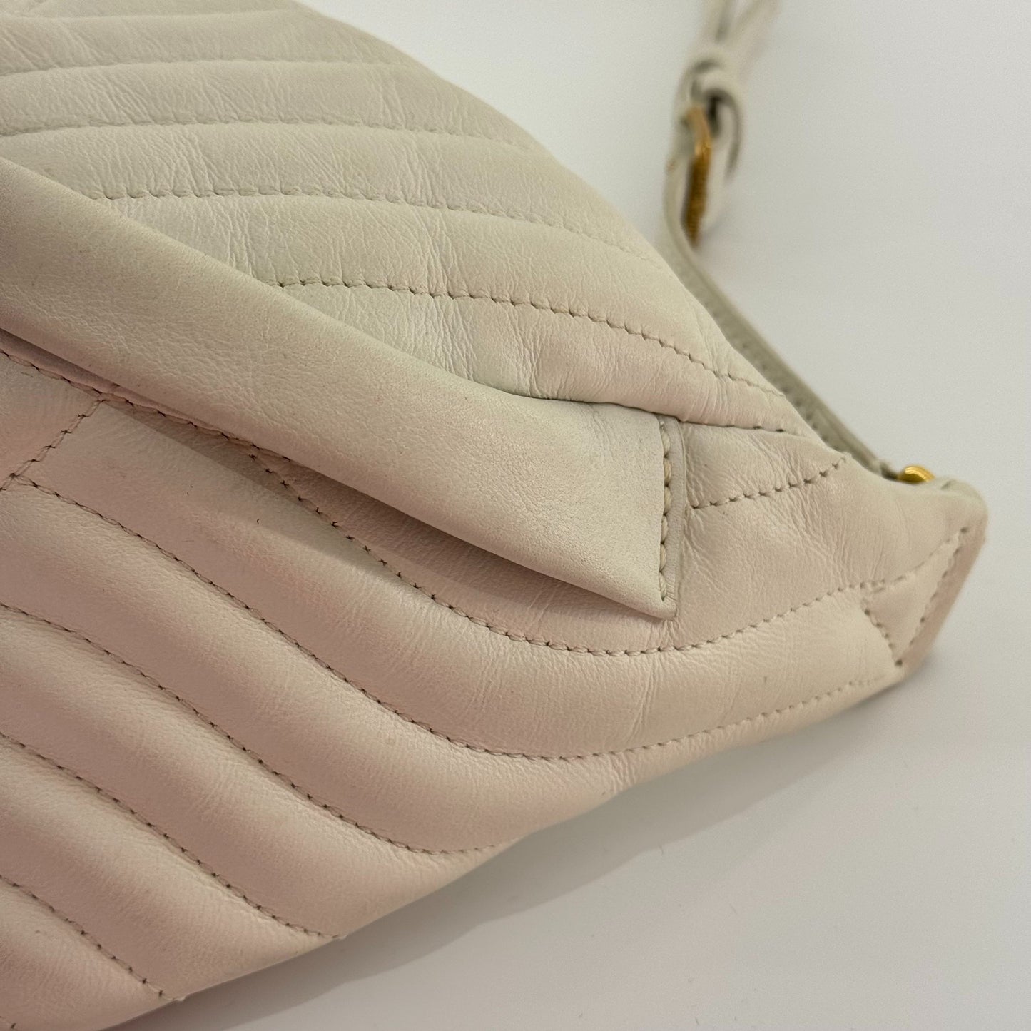 Louis Vuitton - Bumbag - Leather - White - (small)