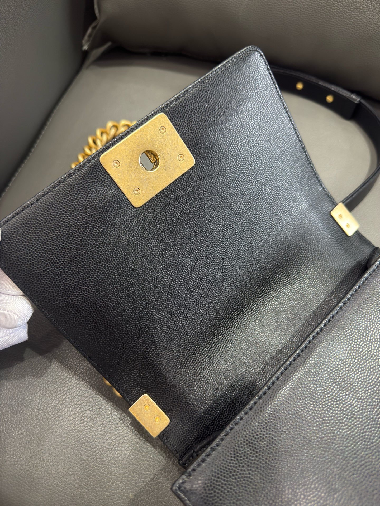 Chanel - Boy Bag - Caviar leather - Black - (Small)
