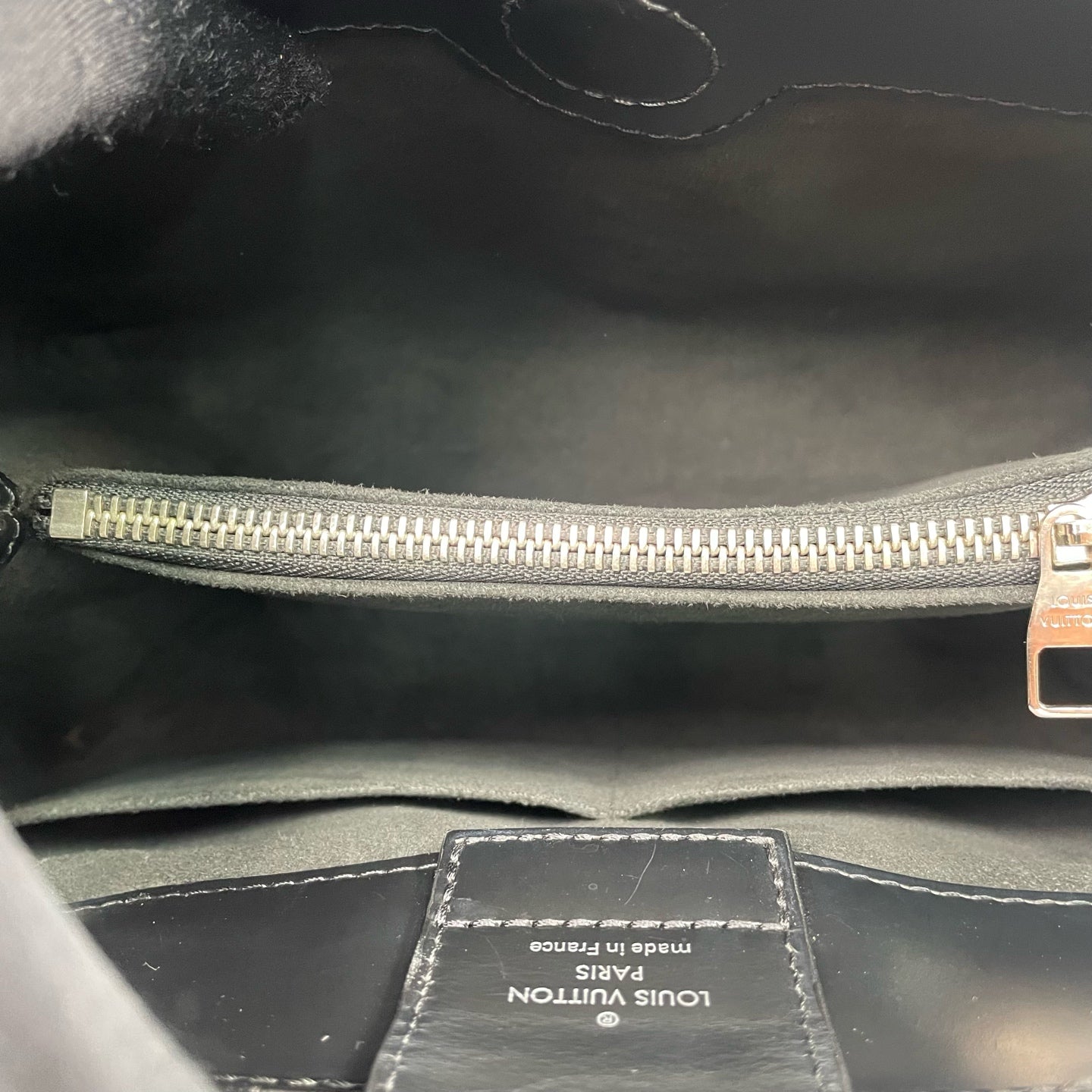 Louis Vuitton - Kleber - Epi leather - Black - (Medium)