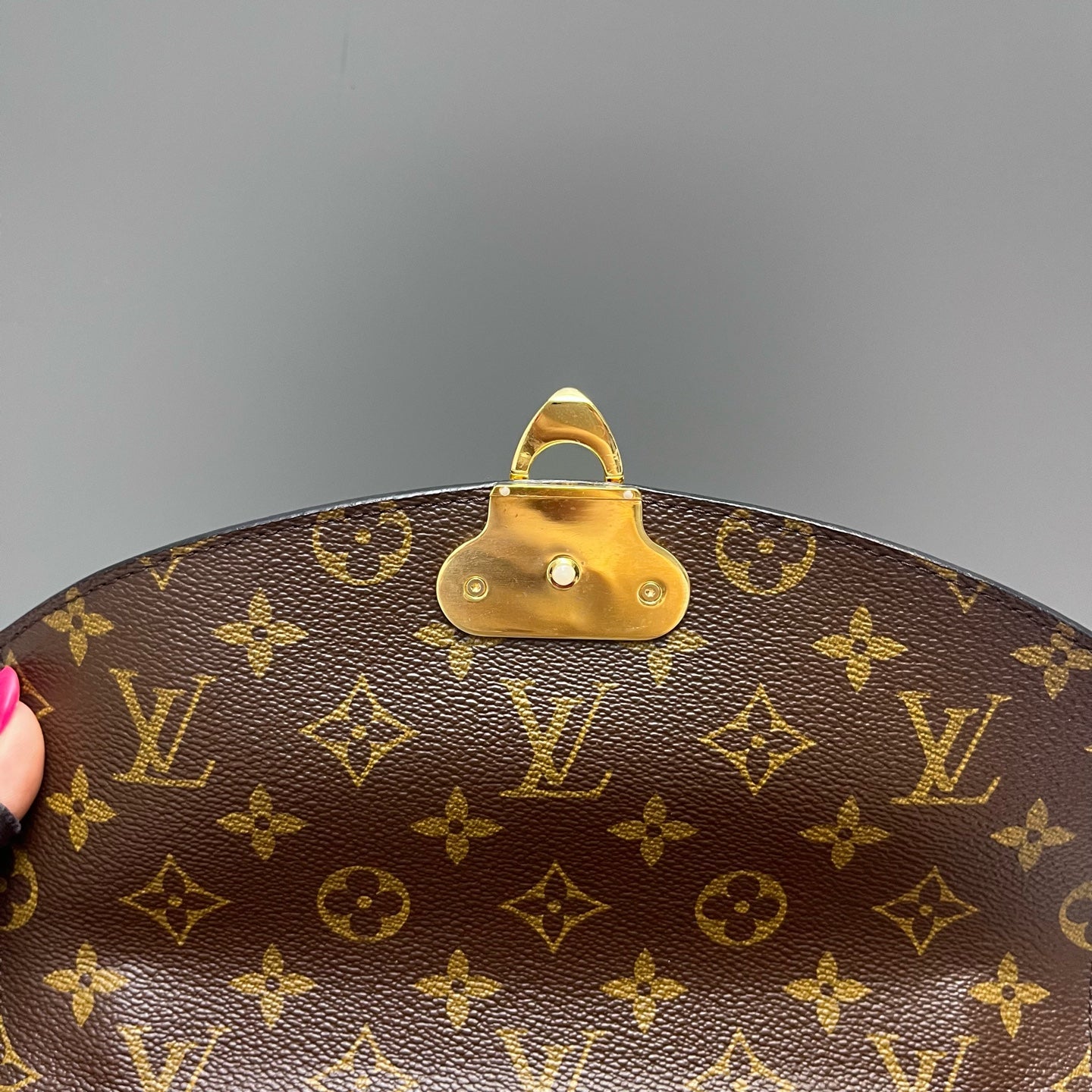 Louis Vuitton - Saint Placide - Monogram canvas and grained leather - Brown and Red with Gold-Tone Hardware - (Medium)