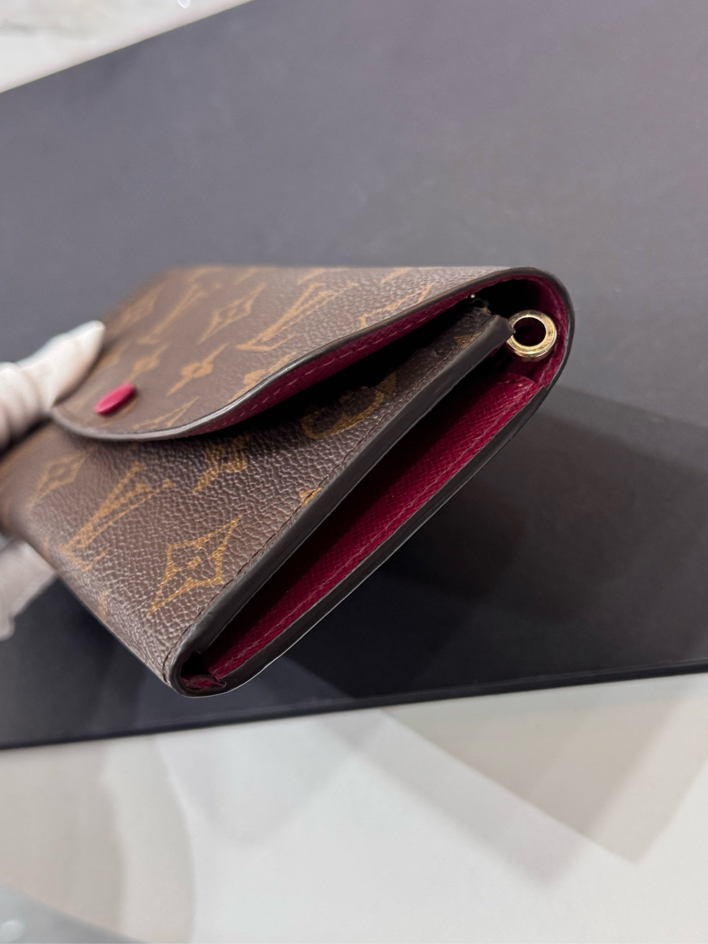 Louis Vuitton - Émilie Wallet - Monogram coated canvas with leather lining - Brown - (Small)