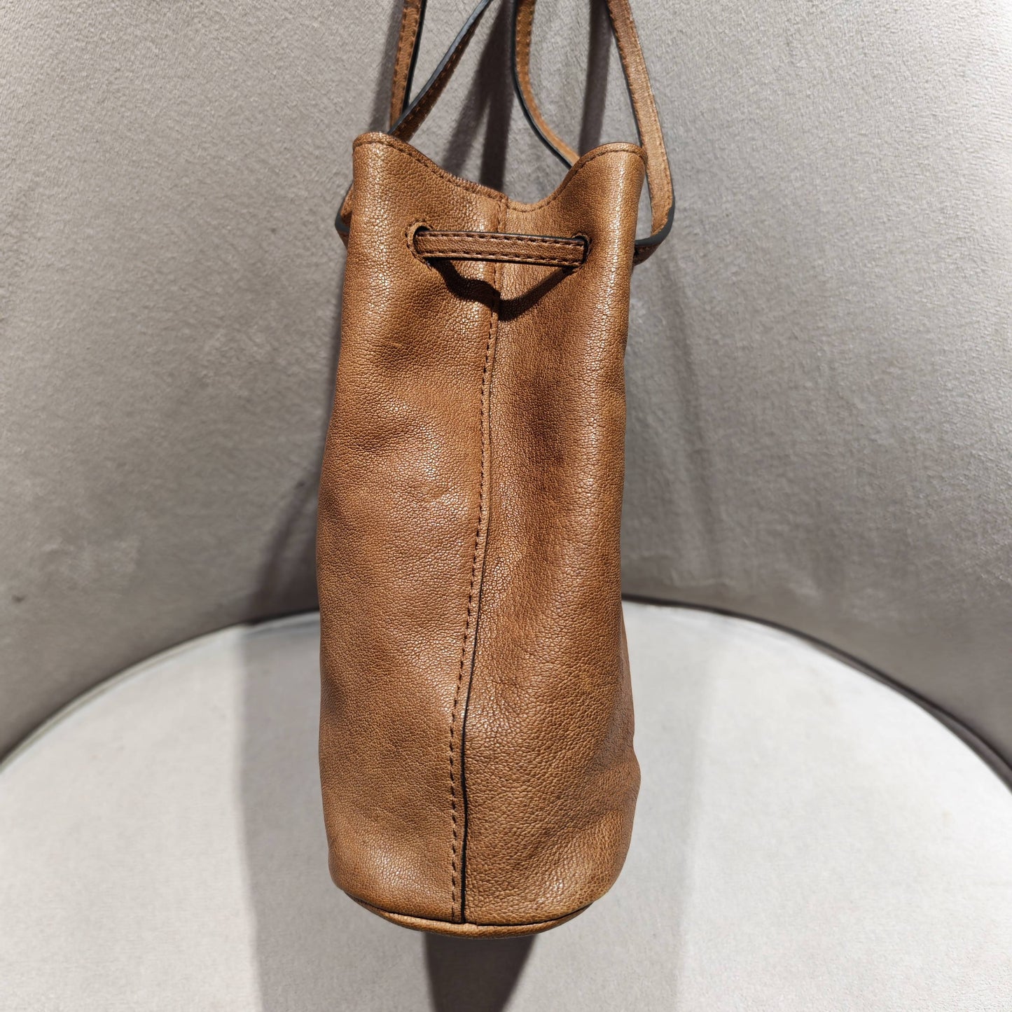 Miu Miu - Lambskin Bucket Bag - Lambskin leather - Brown - (mini)