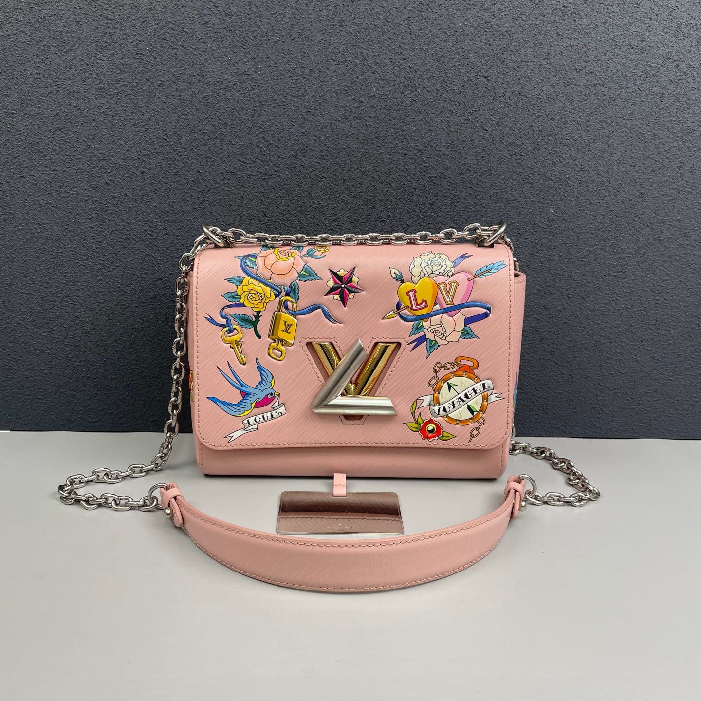 Louis Vuitton - Twist MM Tattoo - Leather - Pink - (Medium)