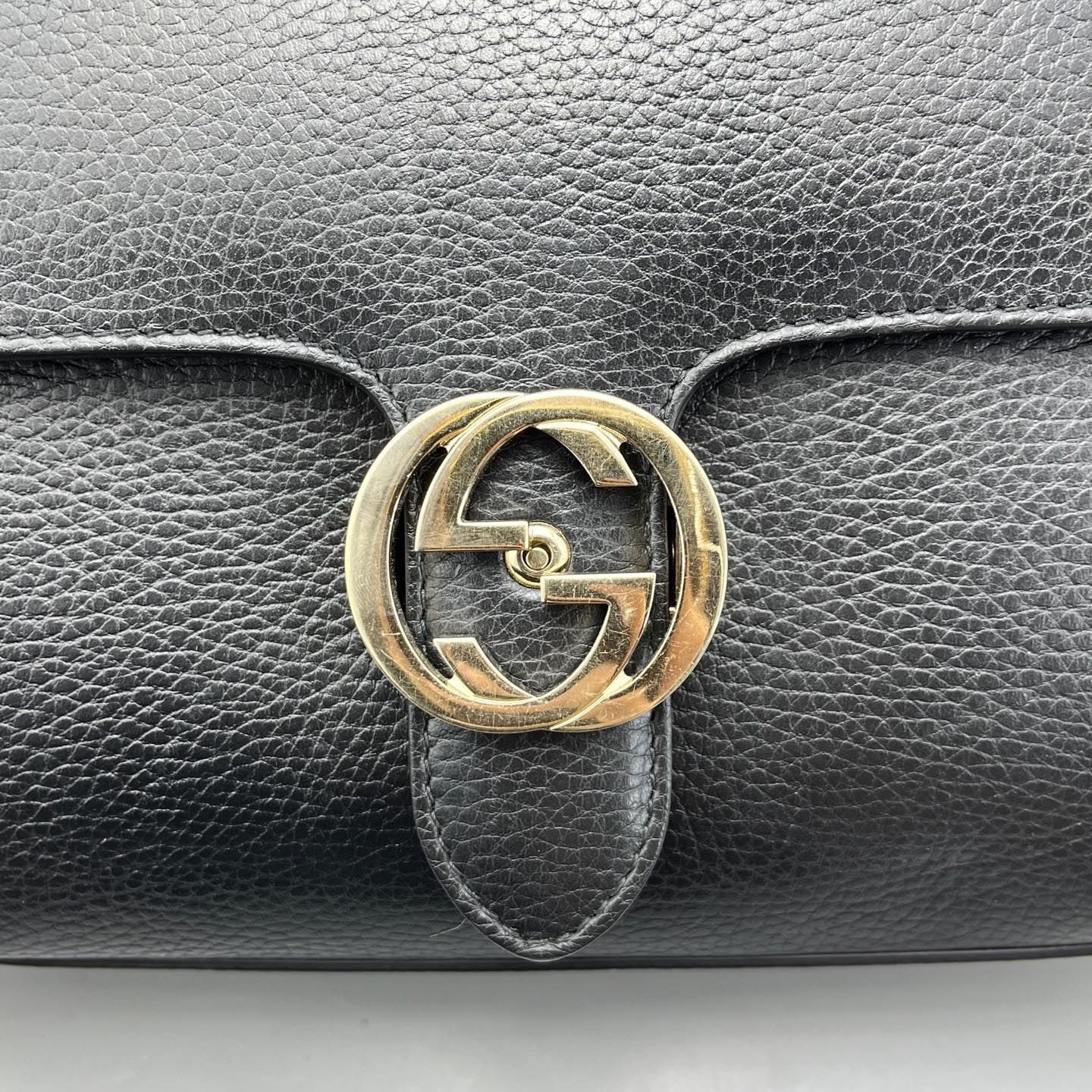 Gucci - Interlocking G Accordion Flap Bag - Grained leather - Black - (medium)