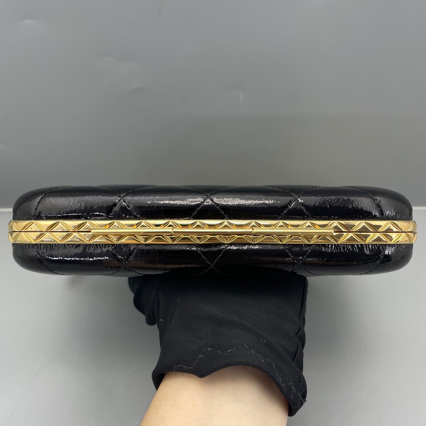 Chanel - Chain Clasp Bag - Patent leather - Black - (Mini)