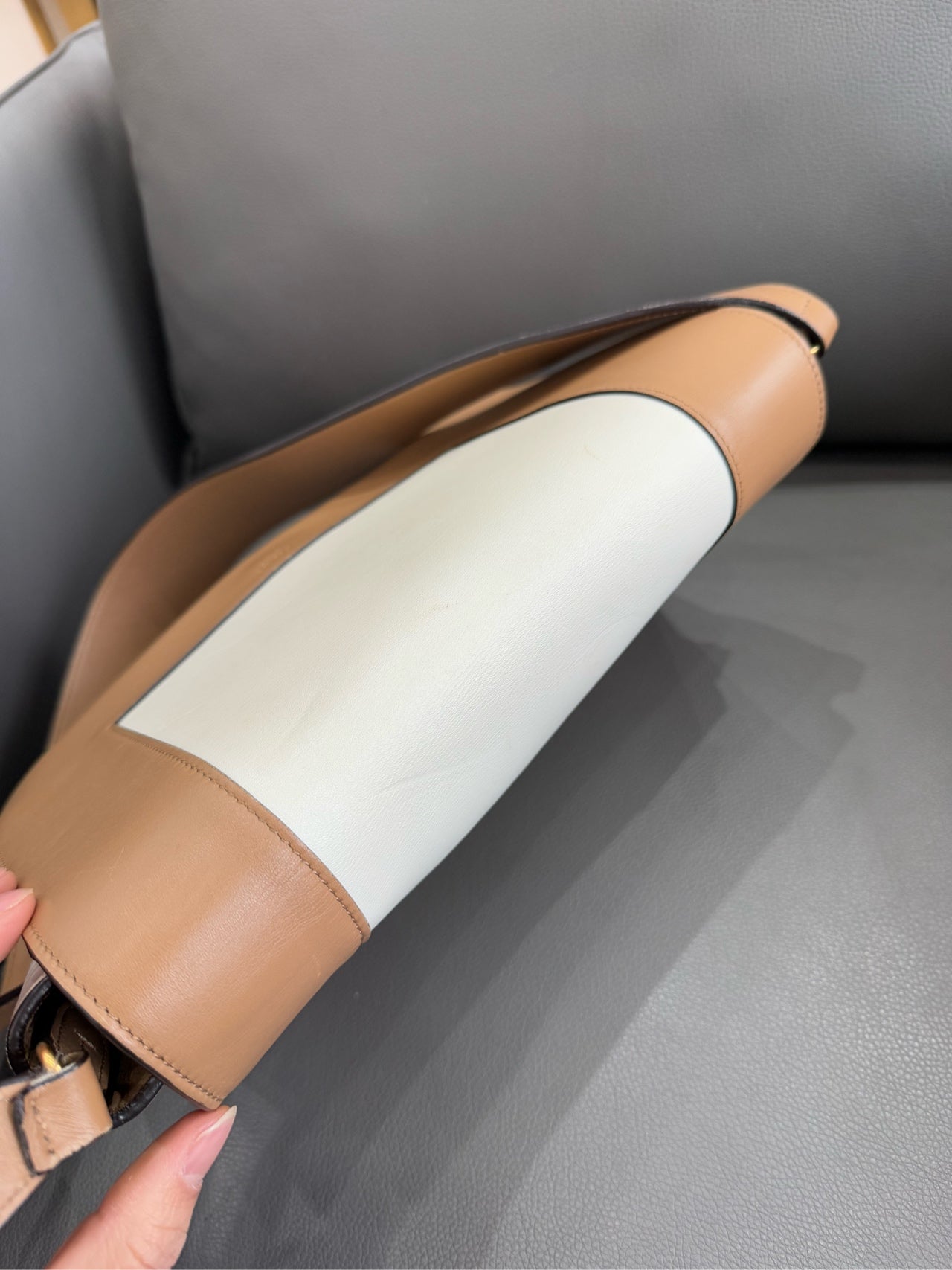 Celine - Frame - Cowhide leather - Beige and White - (medium)