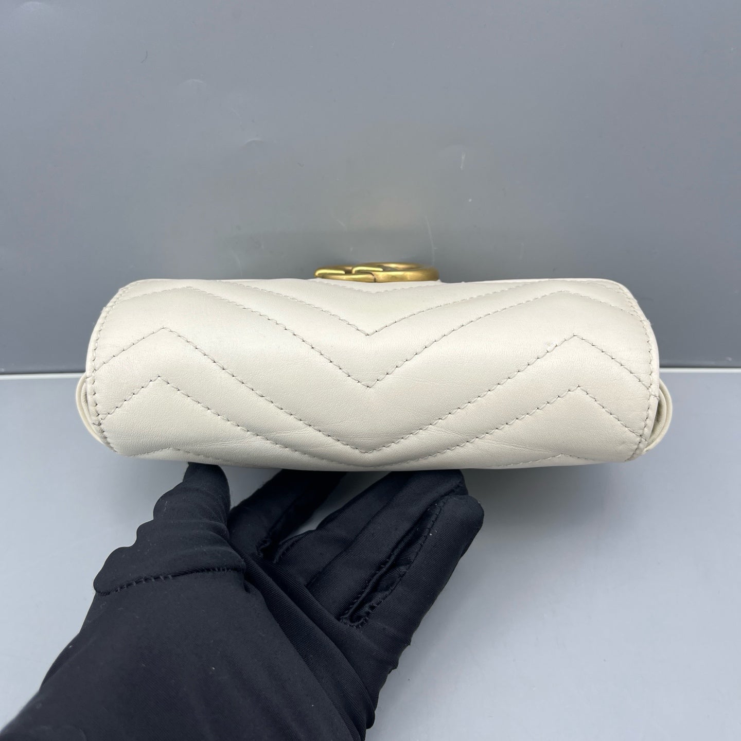 Gucci - Marmont Super Mini - Matelassé leather - White with Gold-Tone Hardware - (mini)