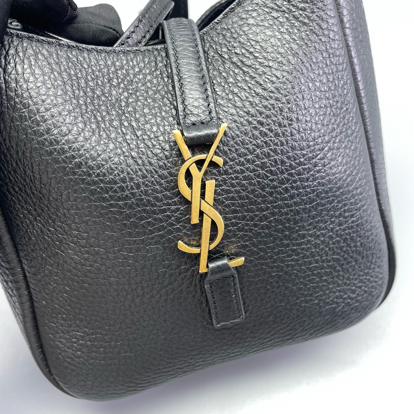 Saint Laurent - Mini Hobo Shoulder Bag - Leather - Black - (mini)